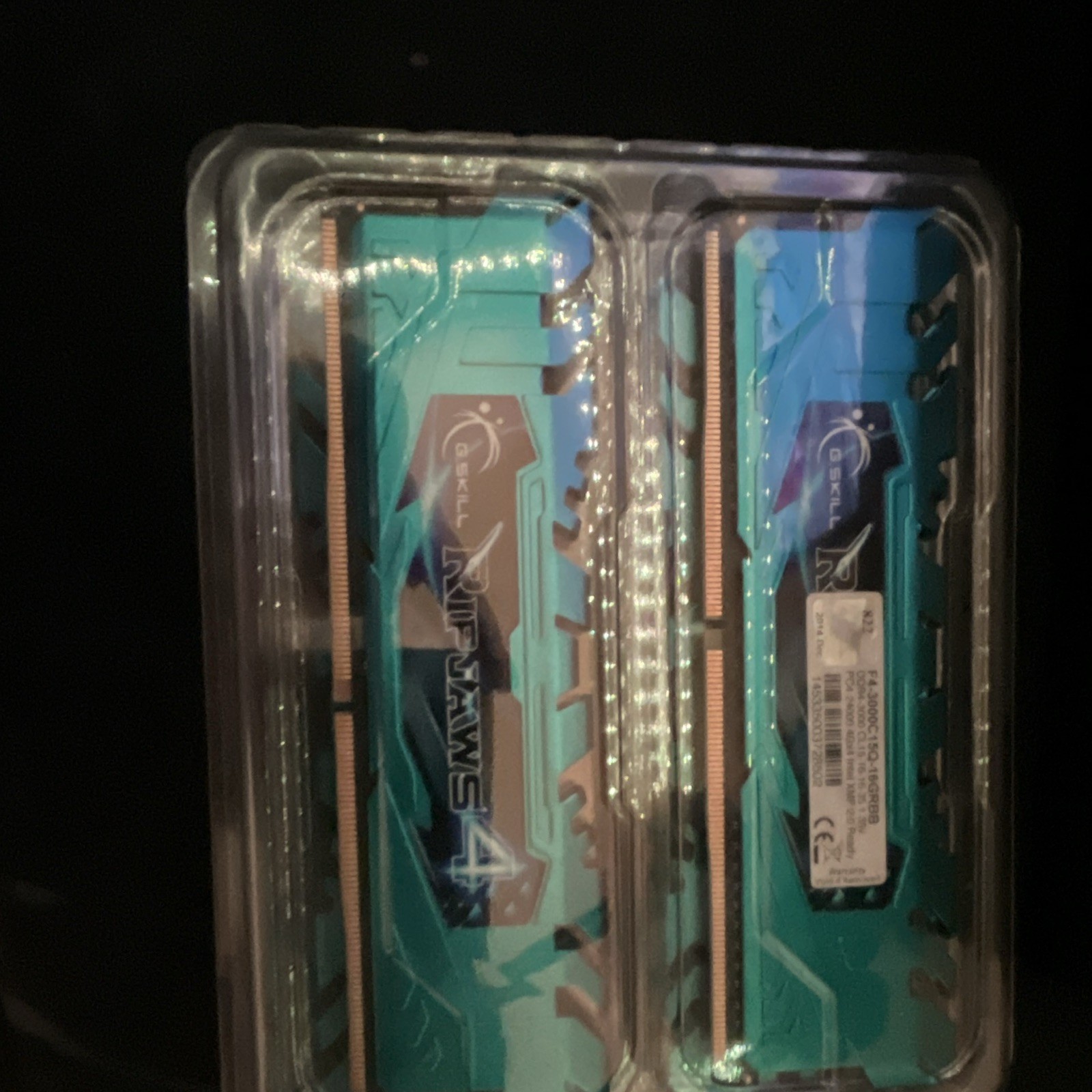 2 G.SKILL Ripjaws 4 16GB (2x4GB) DDR4-3000 PC4-24000 288-Pin DIMM RAM