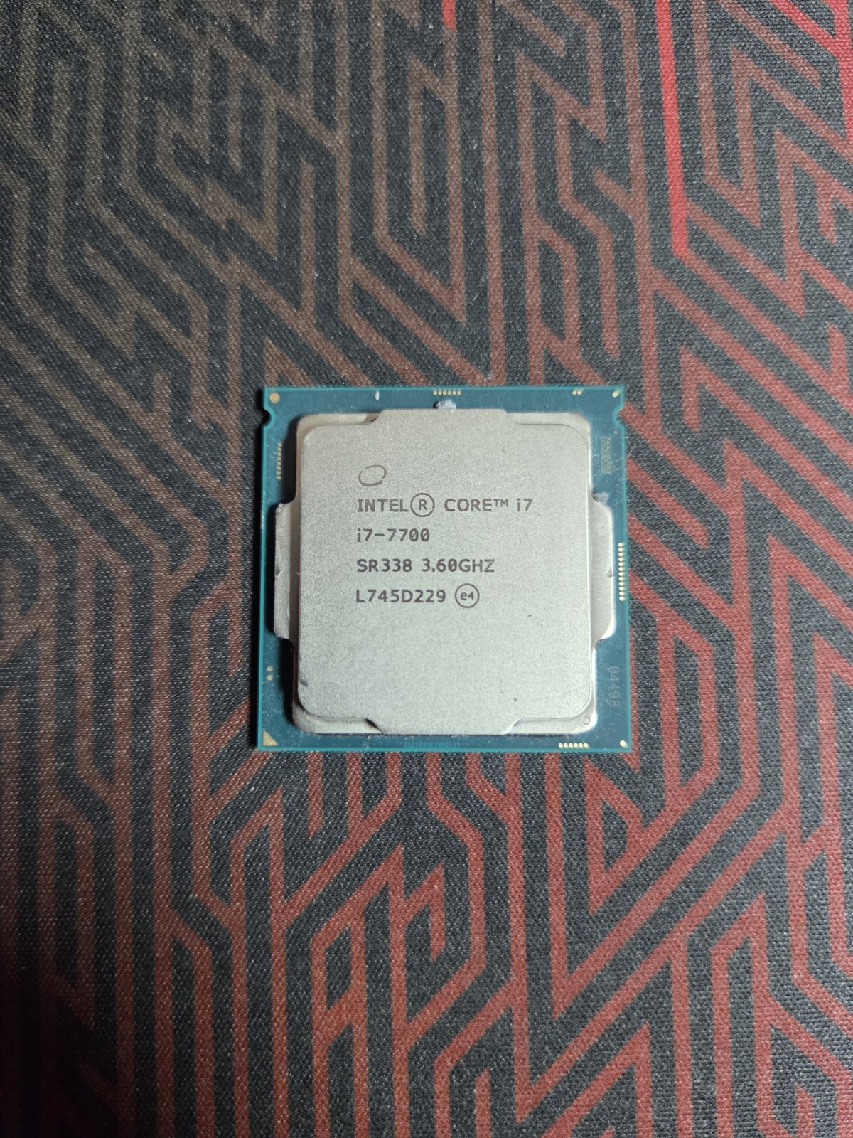 Intel Core i7-7700 3.6GHz Quad-Core LGA1151 Desktop CPU Processor (SR338)