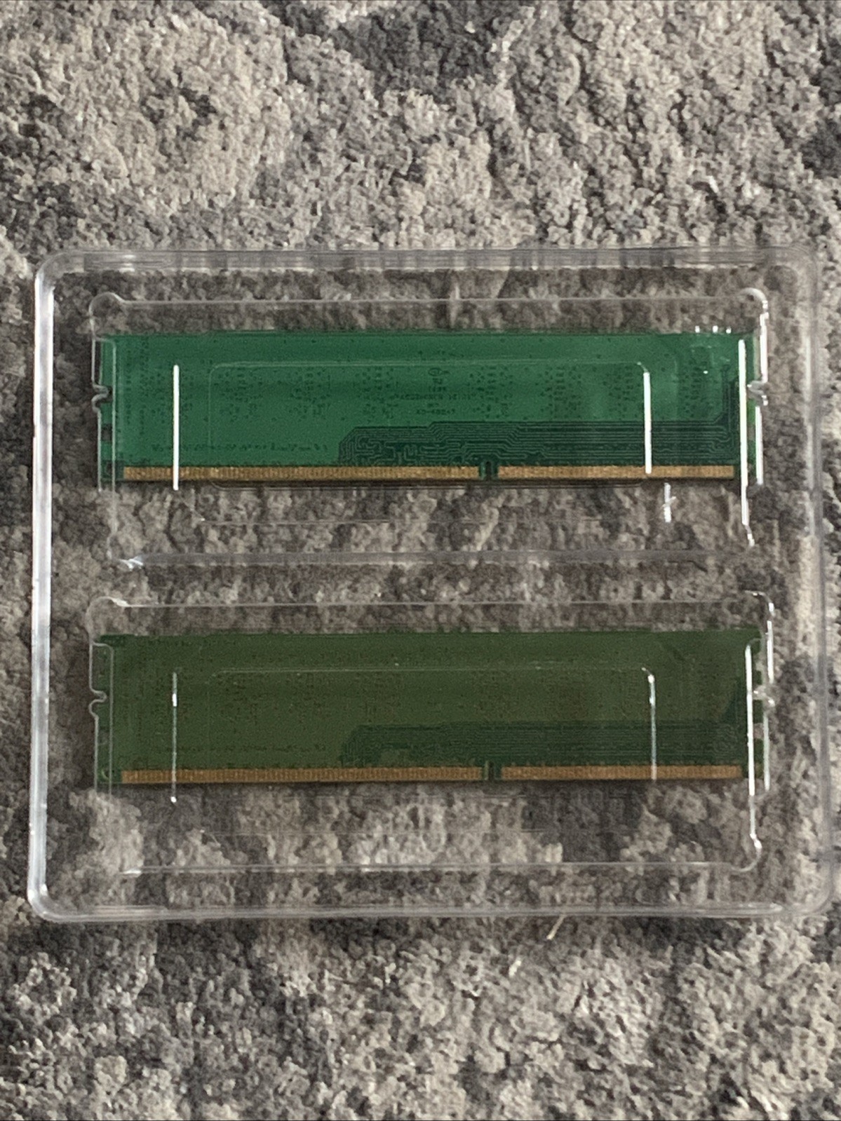 Crucial 2GB 240pin DIMM 256Mx64 DDR3 Desktop Memory CT25664BA1339.M8FR. Qty 2