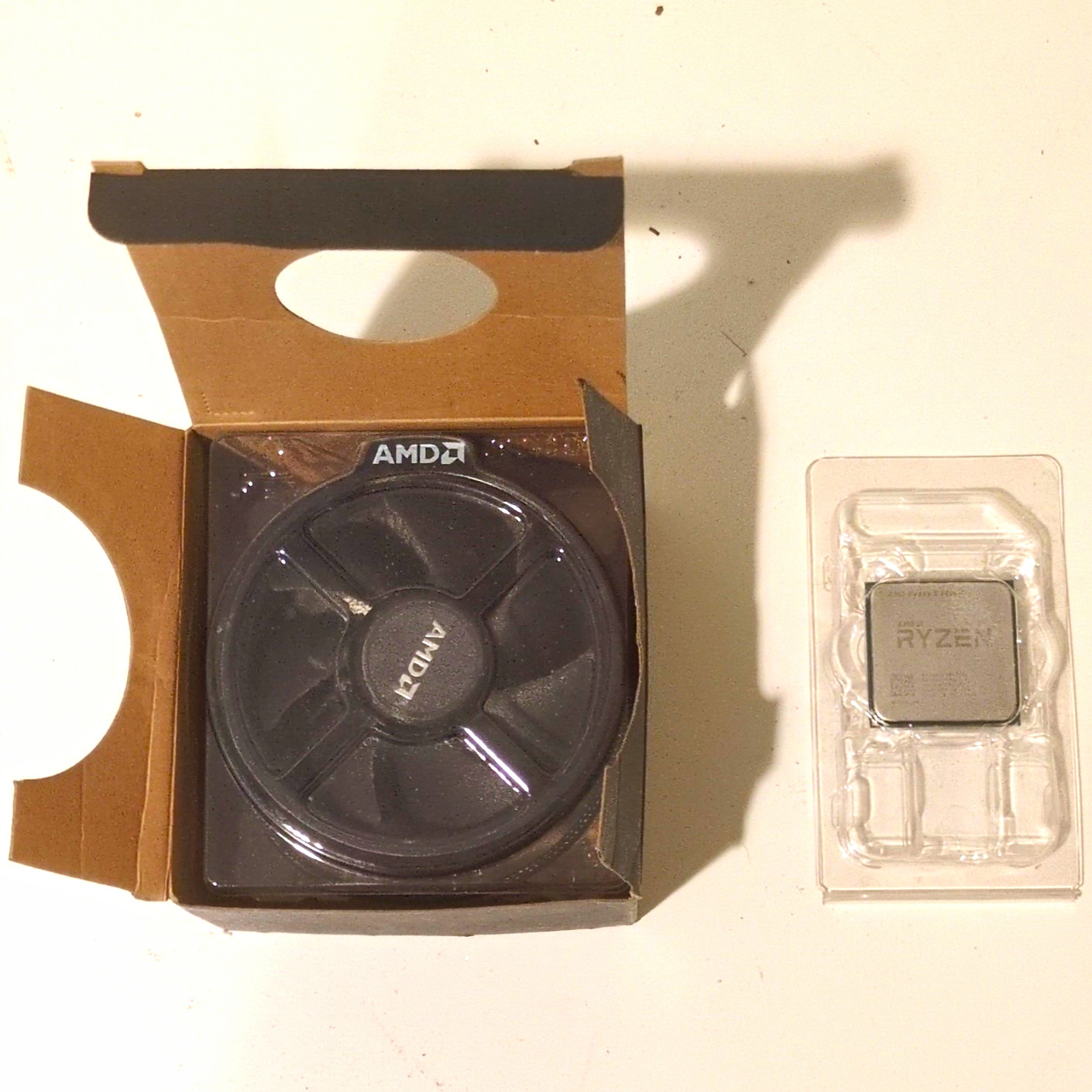 AMD Ryzen 5 3400G 4-Core 3.7GHz Socket AM4 CPU Processor w/ AMD Cooler