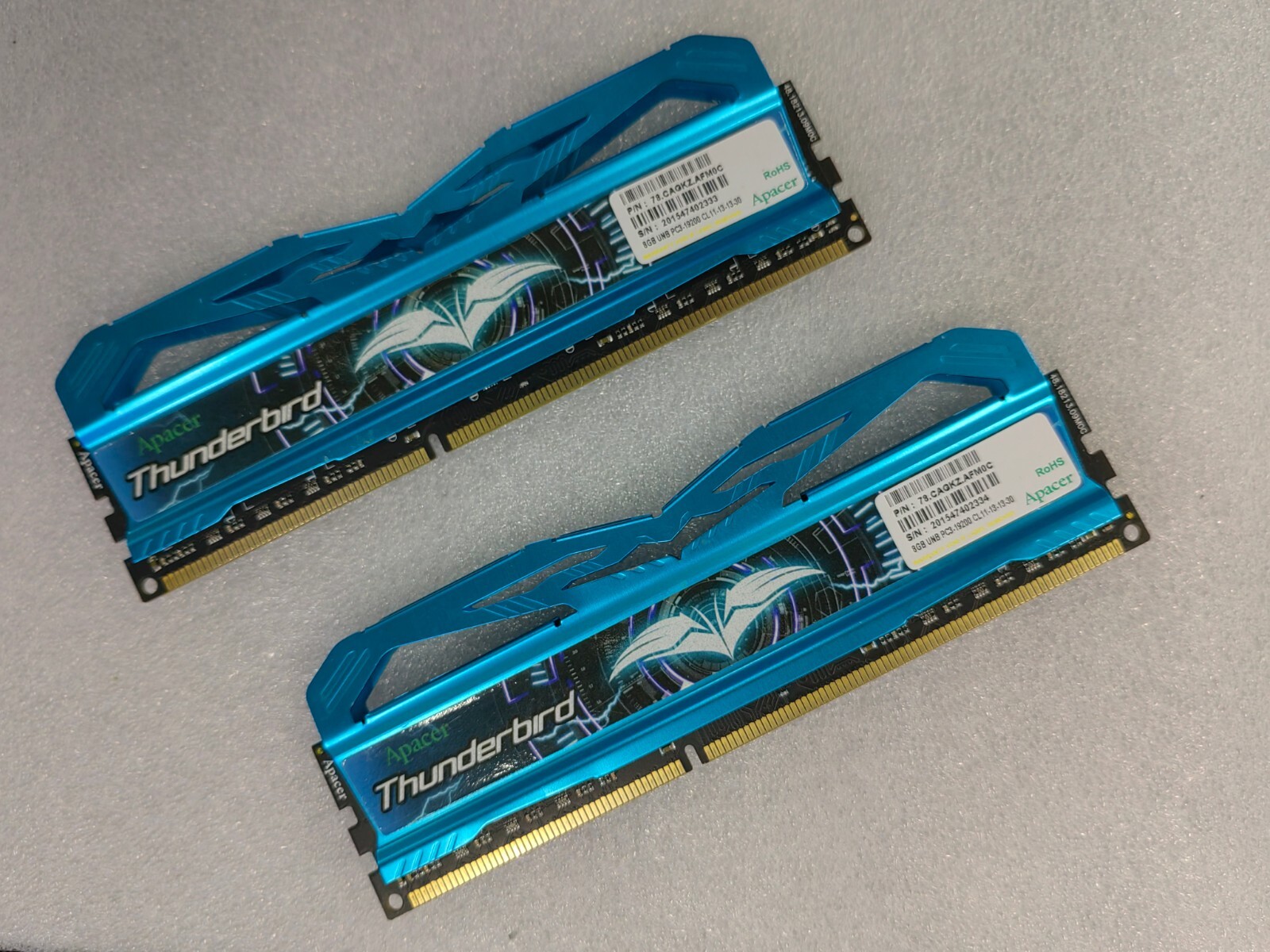 Apacer 2 x 8GB DDR3 2400 Thunderbird XMP PC3-19200 240pin Desktop DIMM RAM