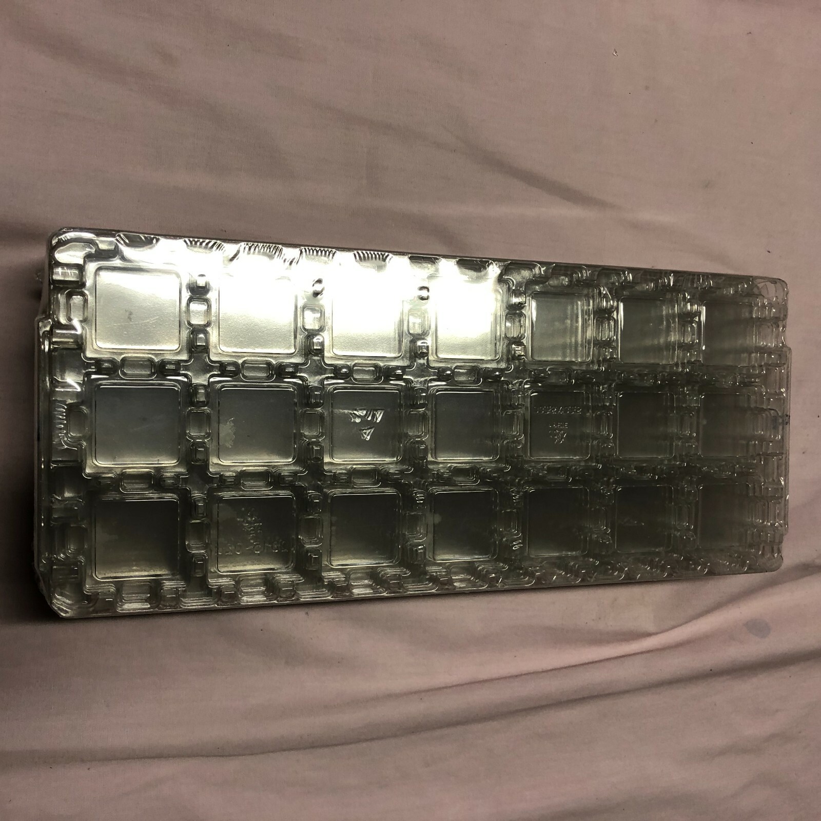  INTEL CPU TRAY HOLDER  clean (37.5mm x 37.5mm) 23 pcs