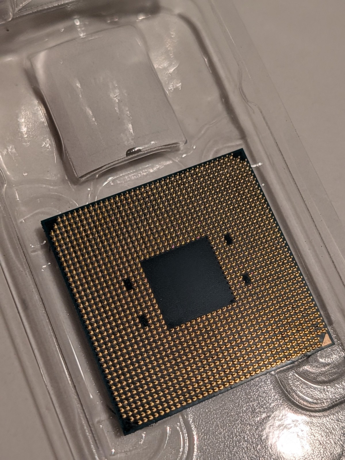 AMD Ryzen 5 3600X 6-Core 12-Thread AM4 CPU with Cooler