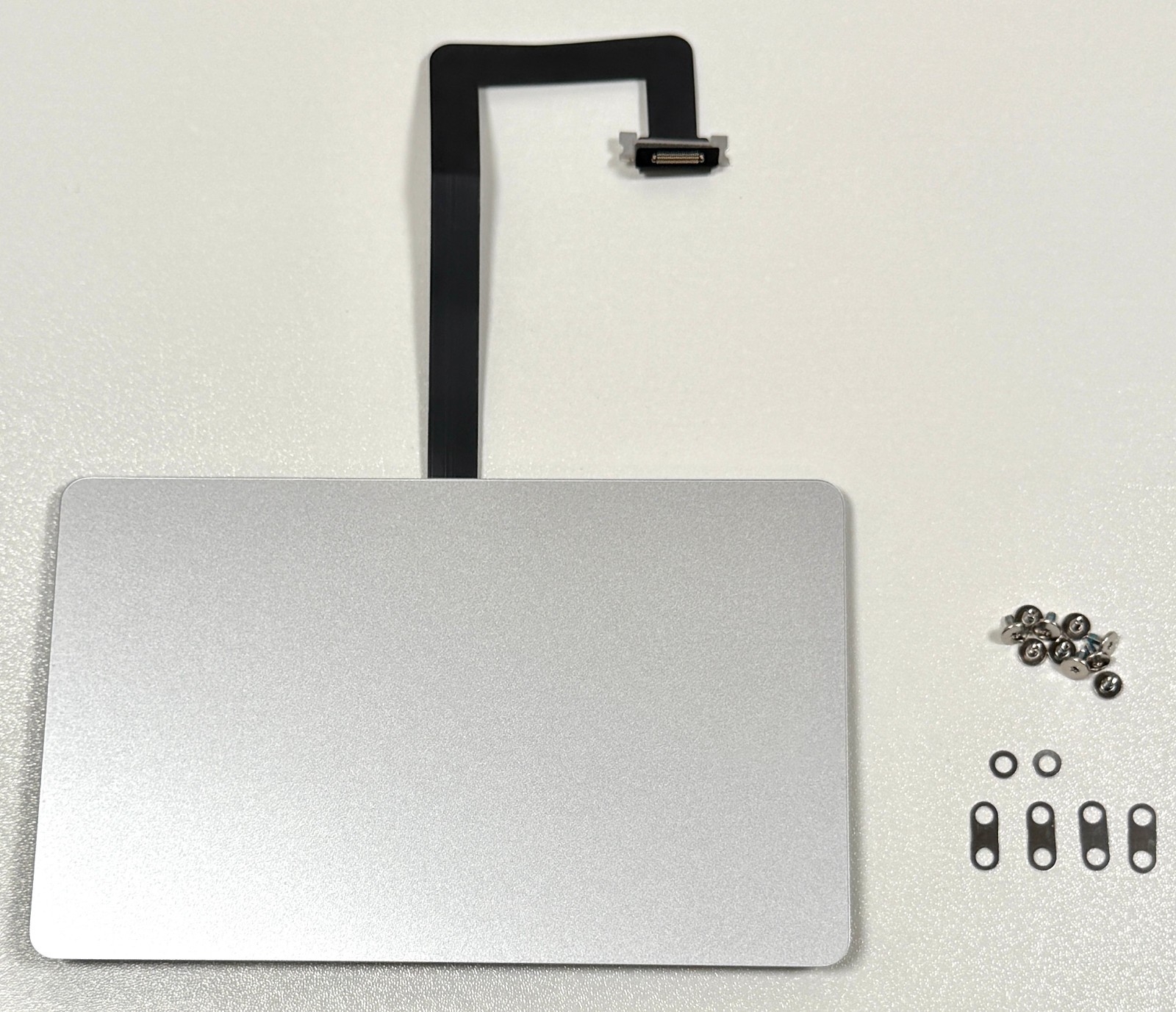 Apple MacBook Air 13″ Silver M4 2025 A3240 Trackpad and Cable OEM NEW