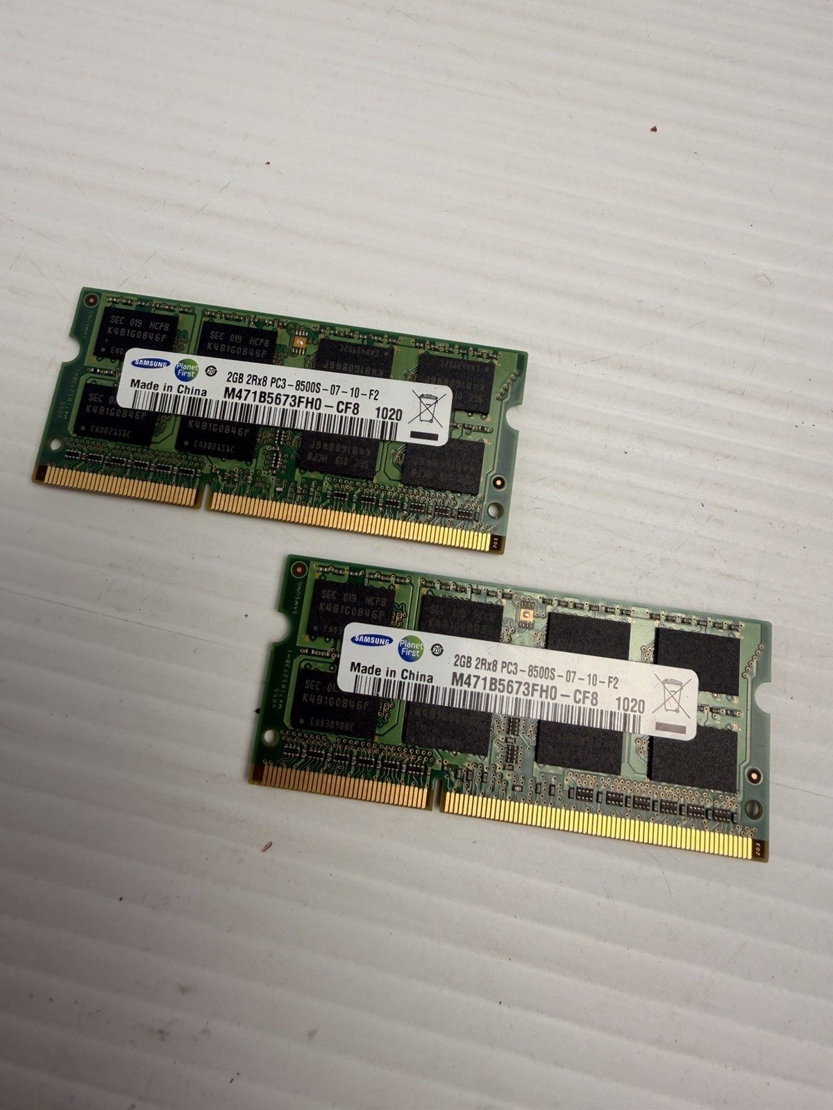 2x2GB Samsung DDR3 1066MHz PC3-8500S Laptop RAM Kit 4GB Total
