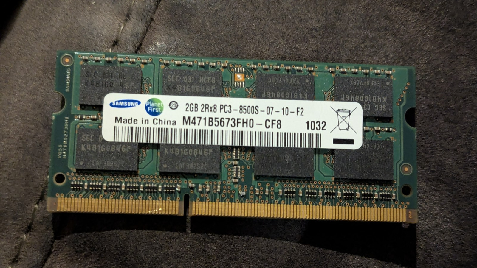 SAMSUNG 2X 2GB 4GB KIT | PC3 8500S Laptop Memory RAM | M471B5673FH0-CF8