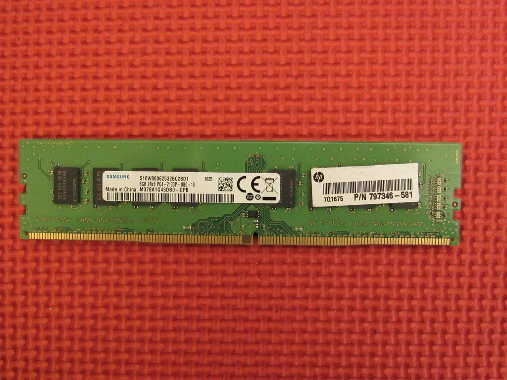 Samsung 8GB (1-Stick) PC4-2133P DDR4 Desktop PC Memory RAM M378A1G43DB0-CPB