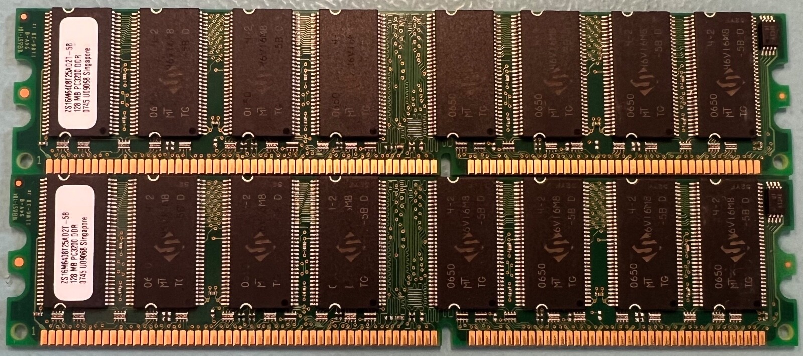 LOT OF 2 New Build 128MB DDR 400Mhz PC-3200 RAM Memory Module