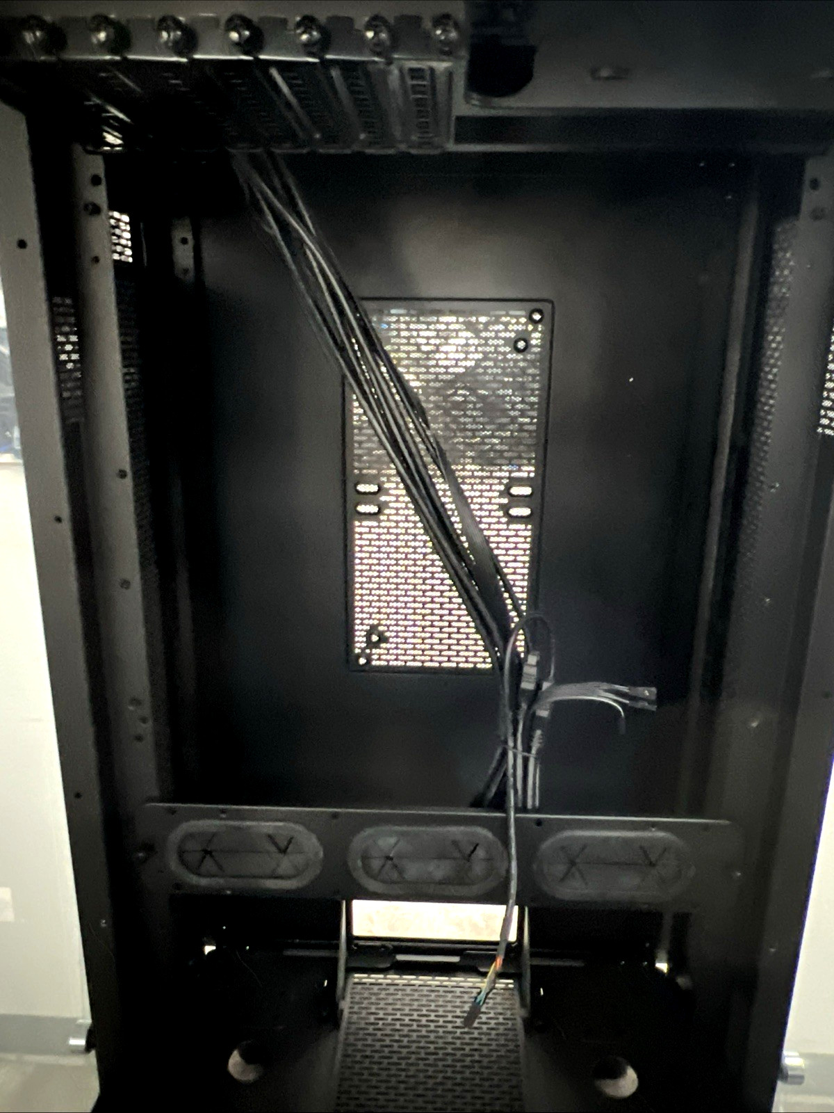 Thermaltake The Tower 900 Full Tower Tempered Glass PC Case Open Box w/Papers