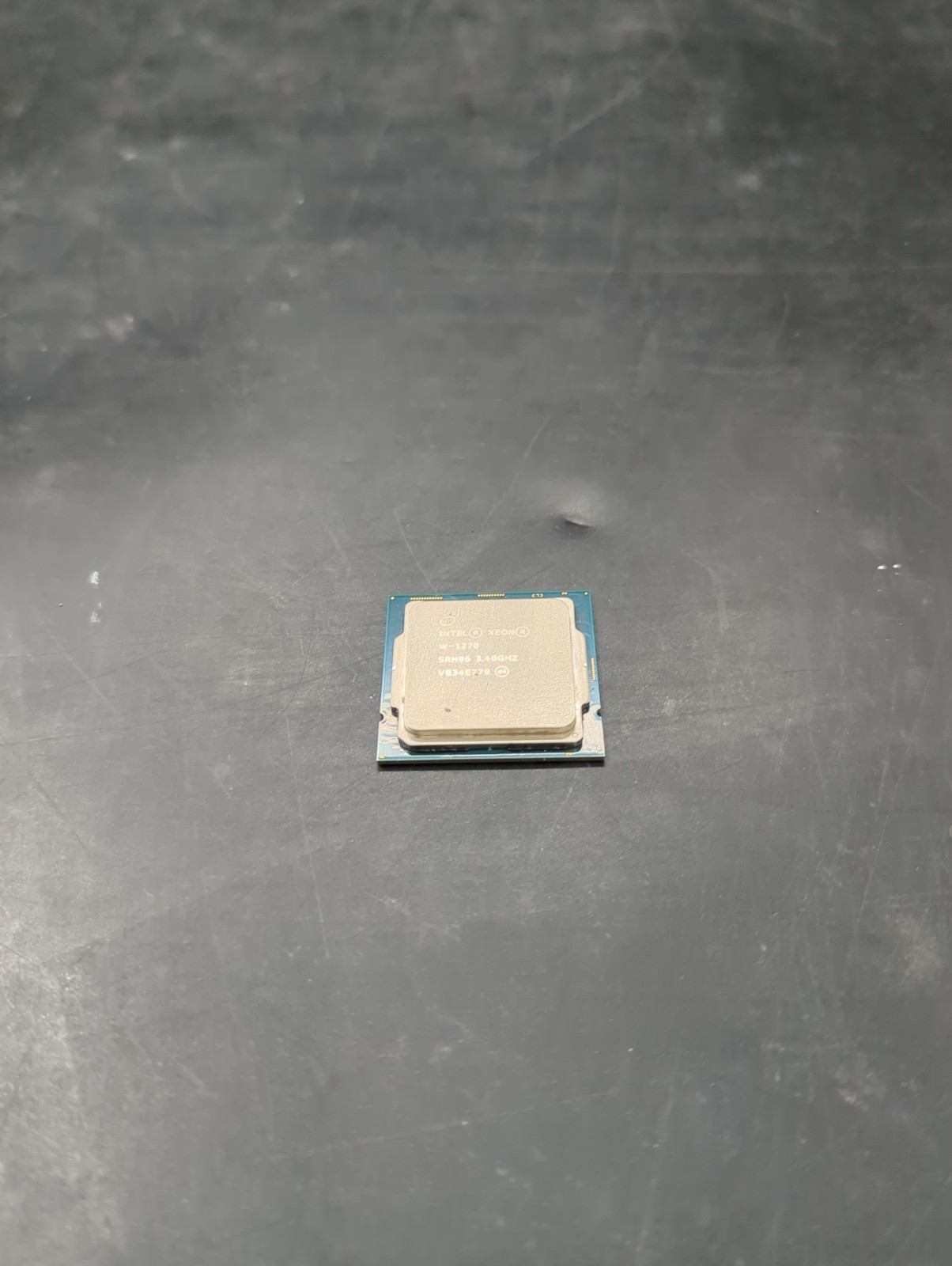 Intel: Xeon W-1270 Processor: 8 Core: 16 Thread: FCLGA1200 Socket: Working Pull