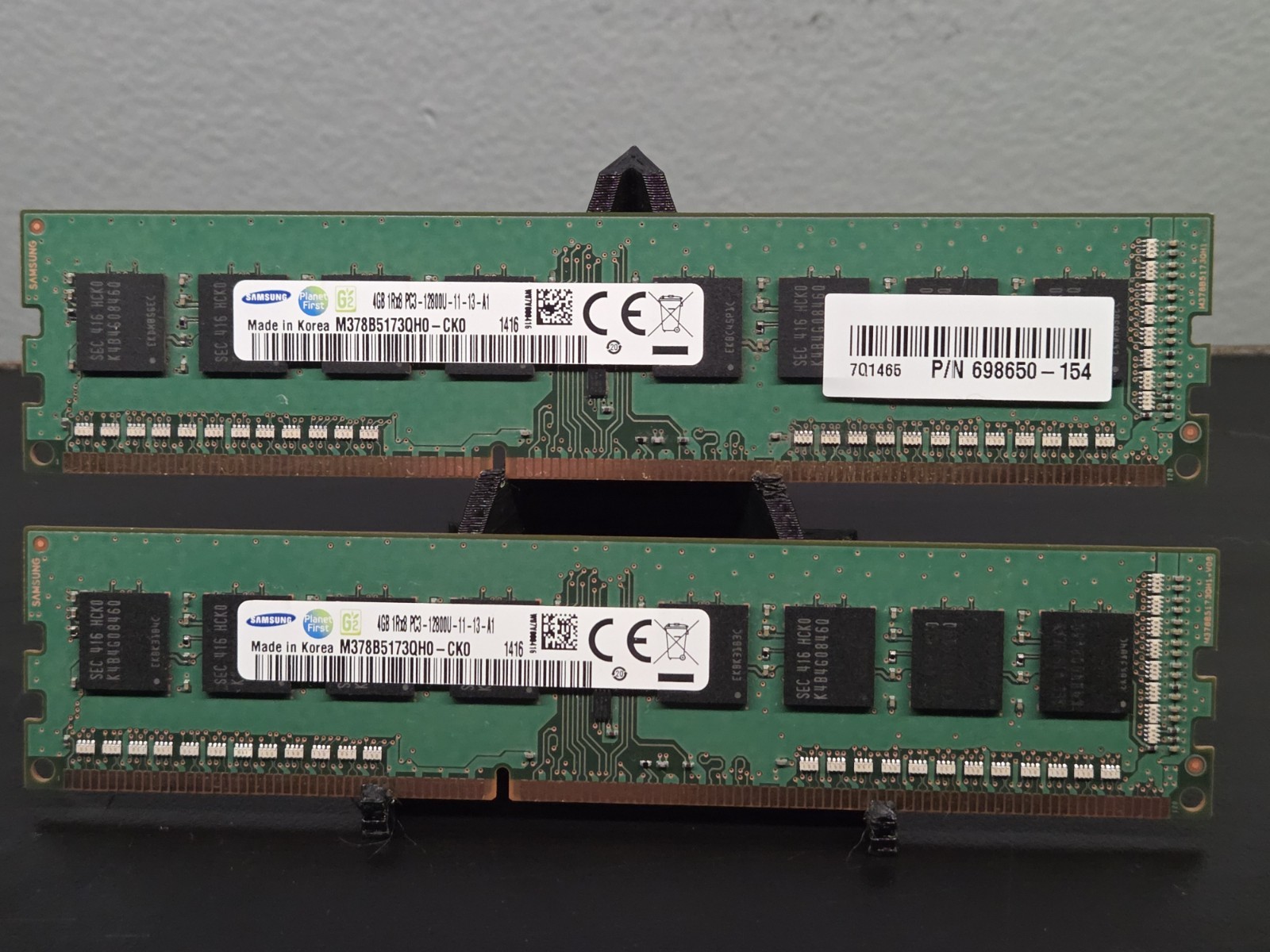 Samsung 8GB (4GBx2) 1Rx8 PC3-12800U DDR3-1600MHz Desktop DIMM RAM Memory