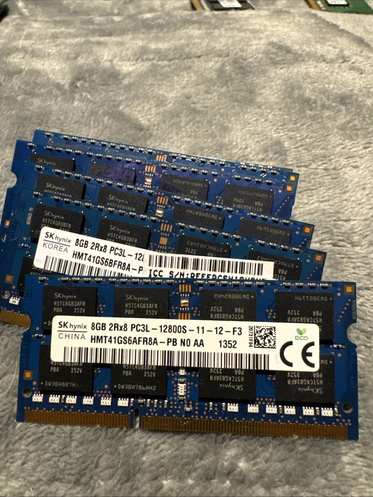 Sk Hynix 8GB 2Rx8 PC3L-12800S HYMT41GS6BFR8A-PB SO-DIMM