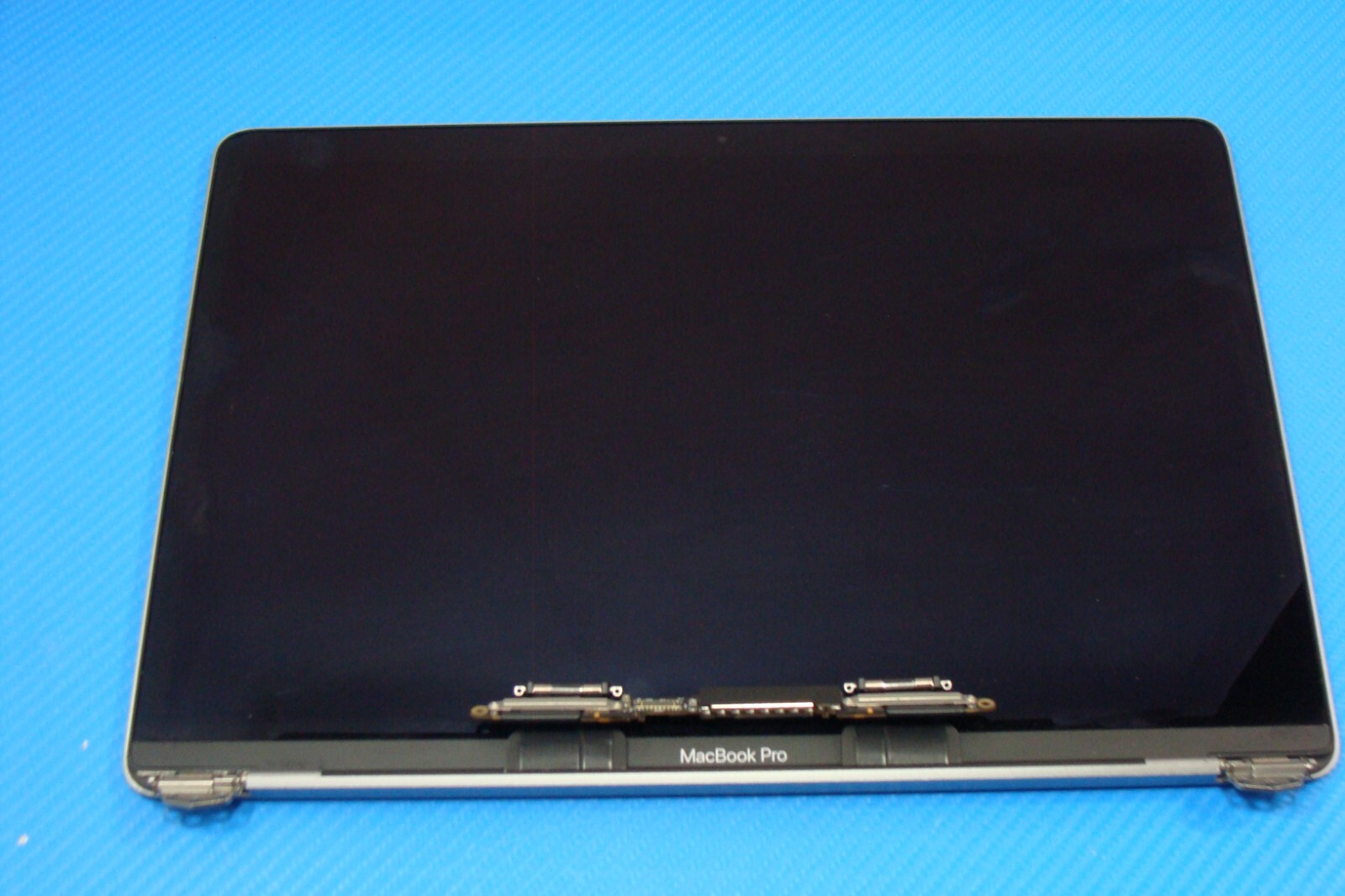 MacBook Pro 13″ A2159 Mid 2019 MUHN2LL/A LCD Screen Assembly Gray 661-12829