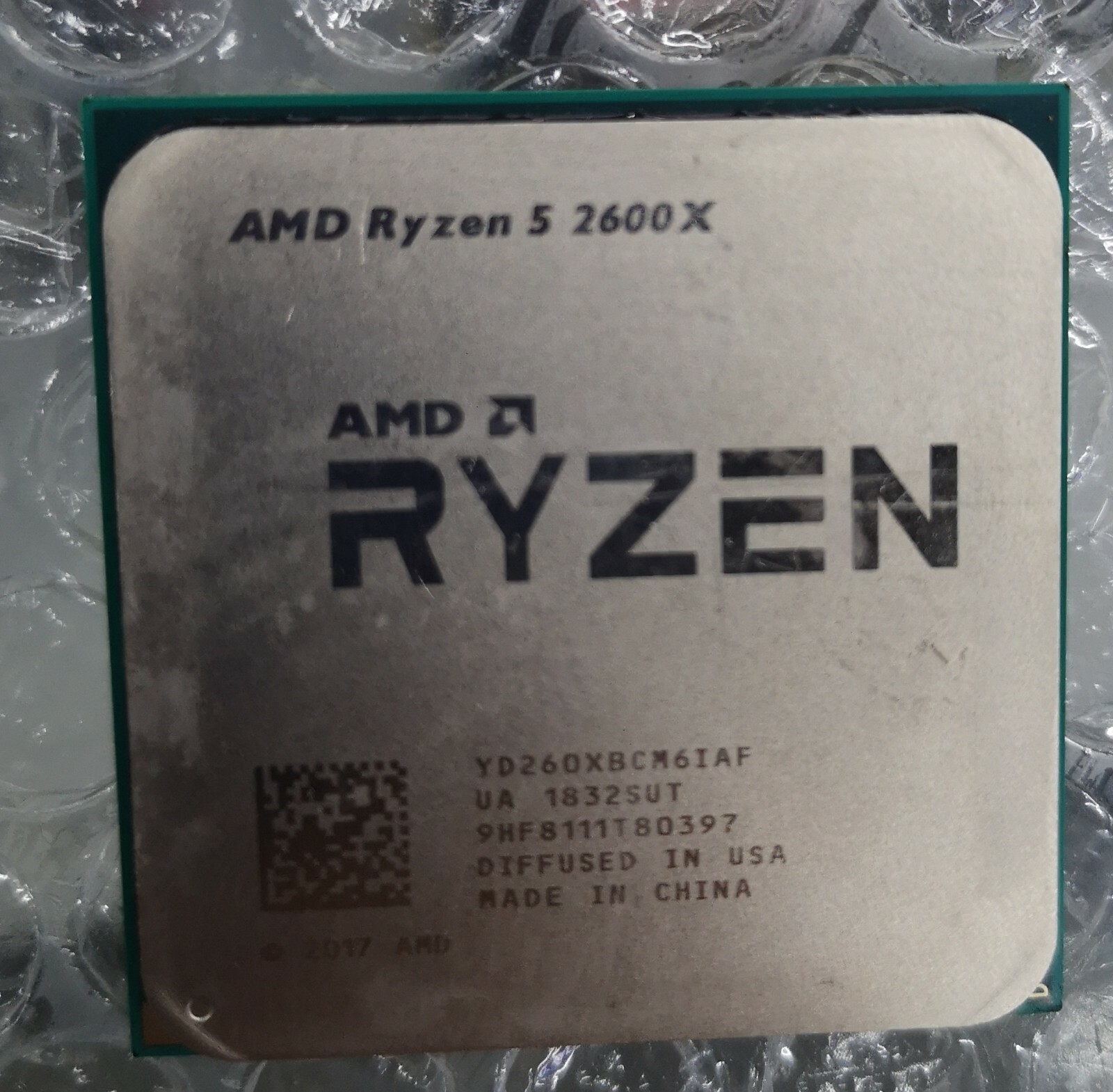 AMD Ryzen 5 2600X Desktop CPU AM4 R5 YD260XBCM6IAF Six Core R5 Unlocked 95W