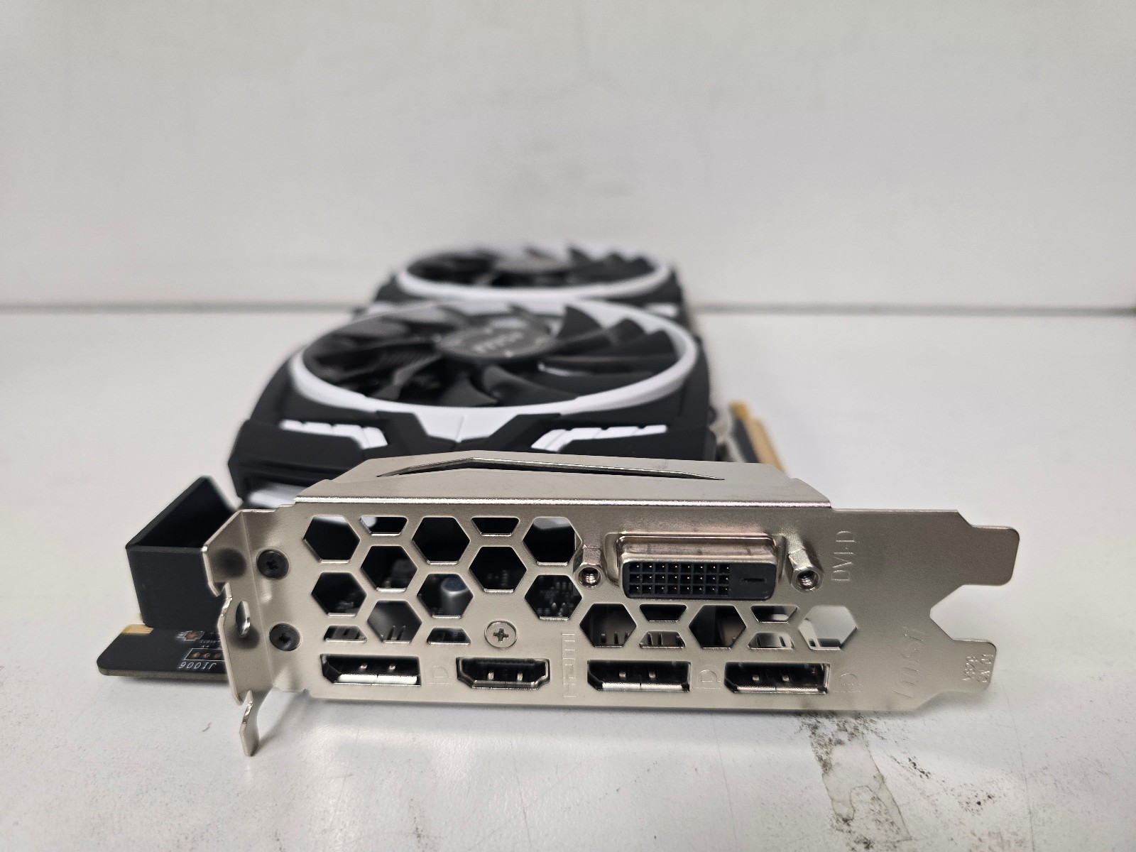 MSI GeForce GTX 1070 ARMOR 8G OC GDDR5 Graphics Card