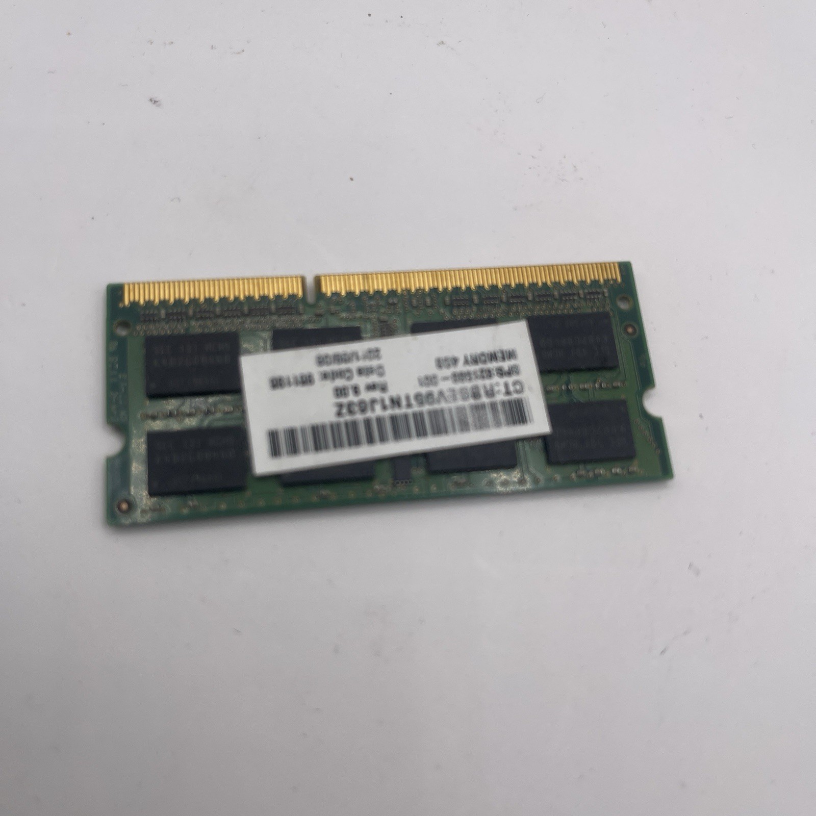 Samsung M471B5273CH0-CH9 4GB PC3-10600 DDR3 1333MHz 204-Pin SoDimm