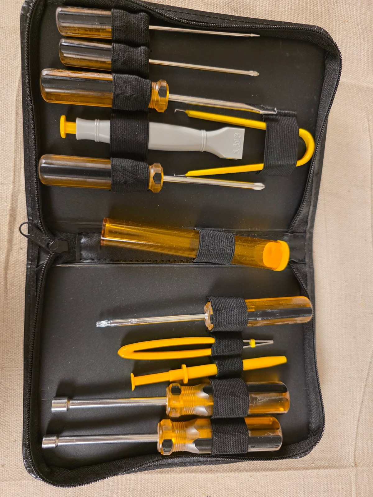 Travel 12 Piece Computer Tech PC Service Repair Tool Kit Zip Case