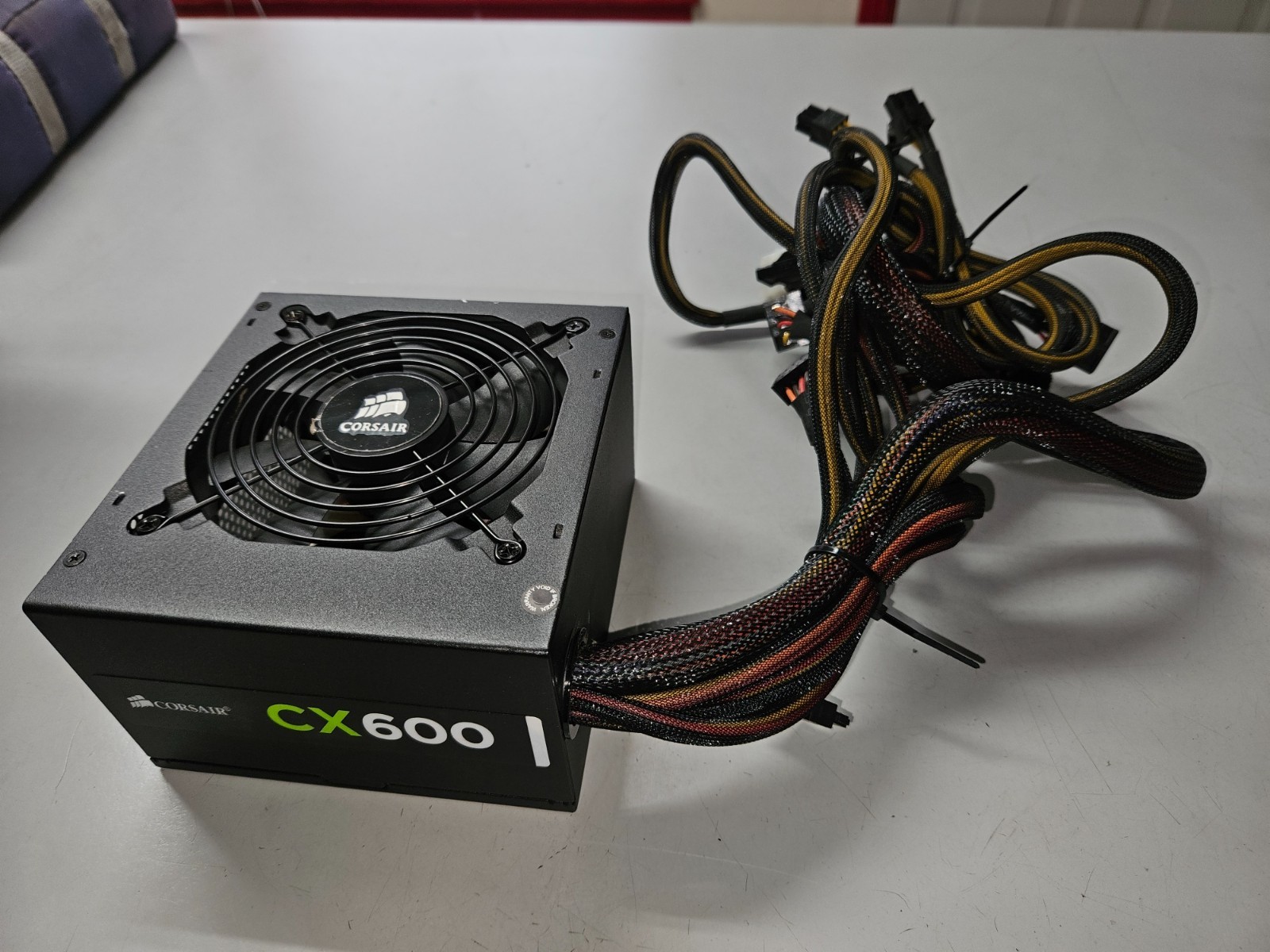 Corsair CX600 ATX Power Supply Unit 75-001668 Great shape. Works perfectly.