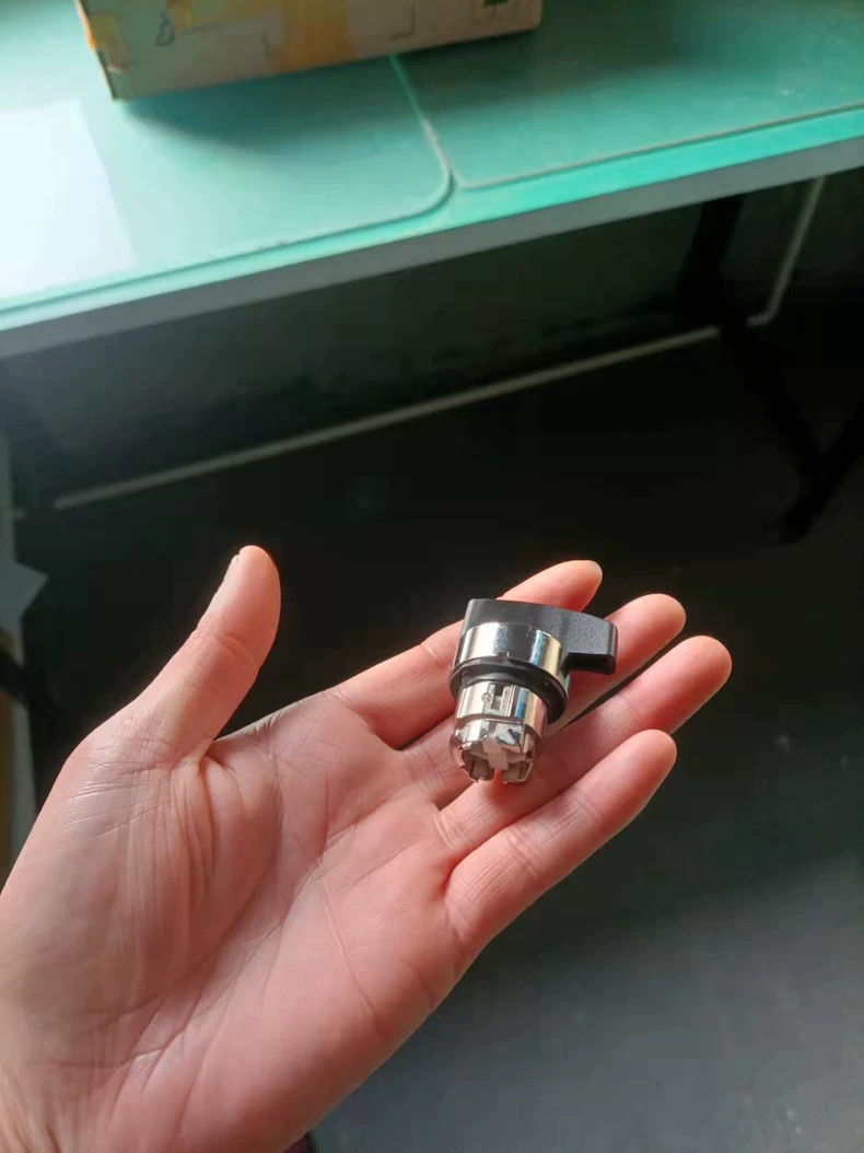 1PCS NEW ZB4BJ5 In Stock #YY
