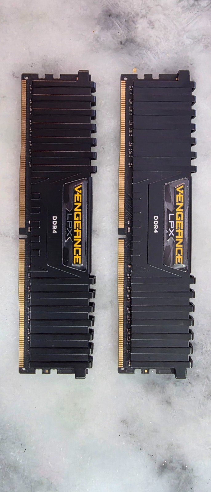 Corsair Vengeance LPX 8GB (2x4GB) Memory Kit (CMK8GX4M2B3000C15)