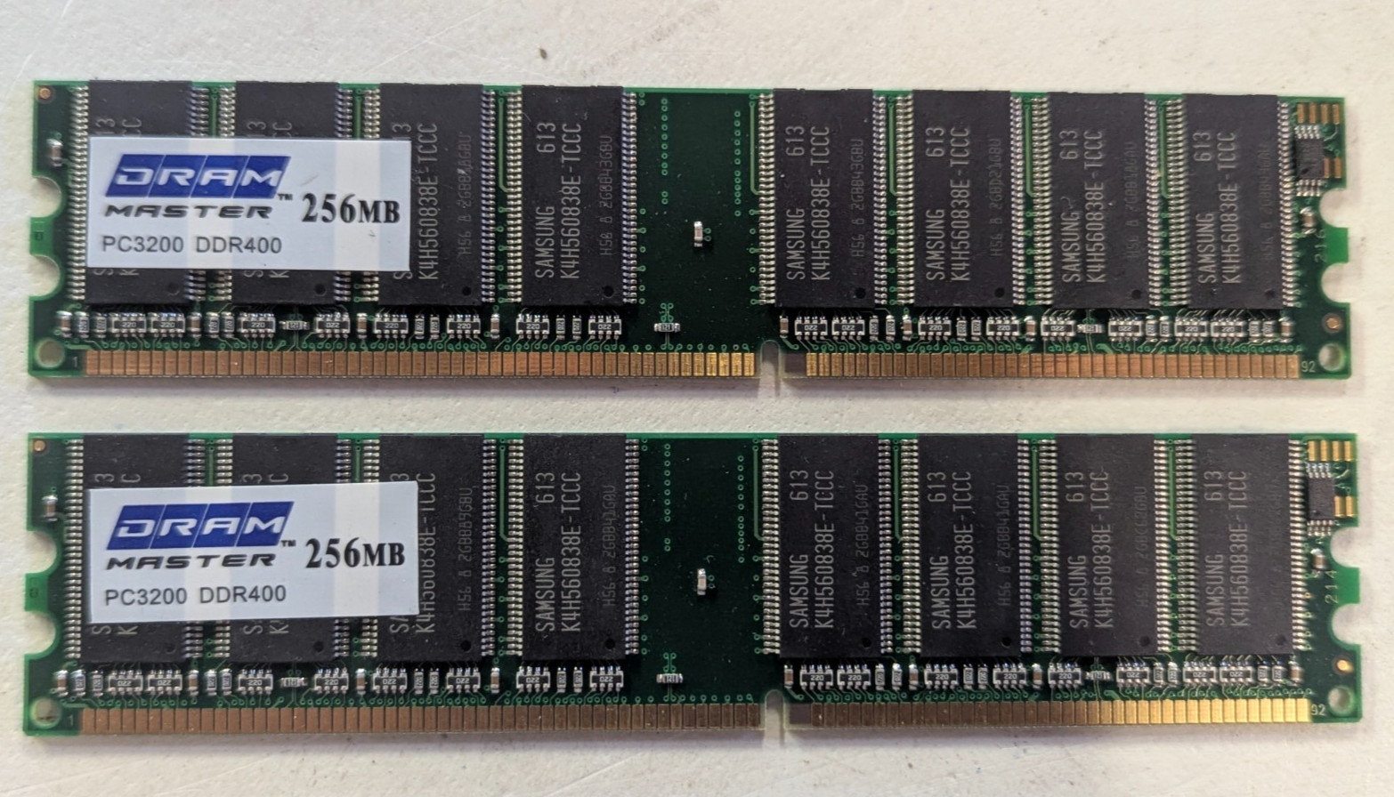 DRAM Master 512MB Kit 2x256MB PC3200 DDR400 DDR1 184-Pin DIMM RAM