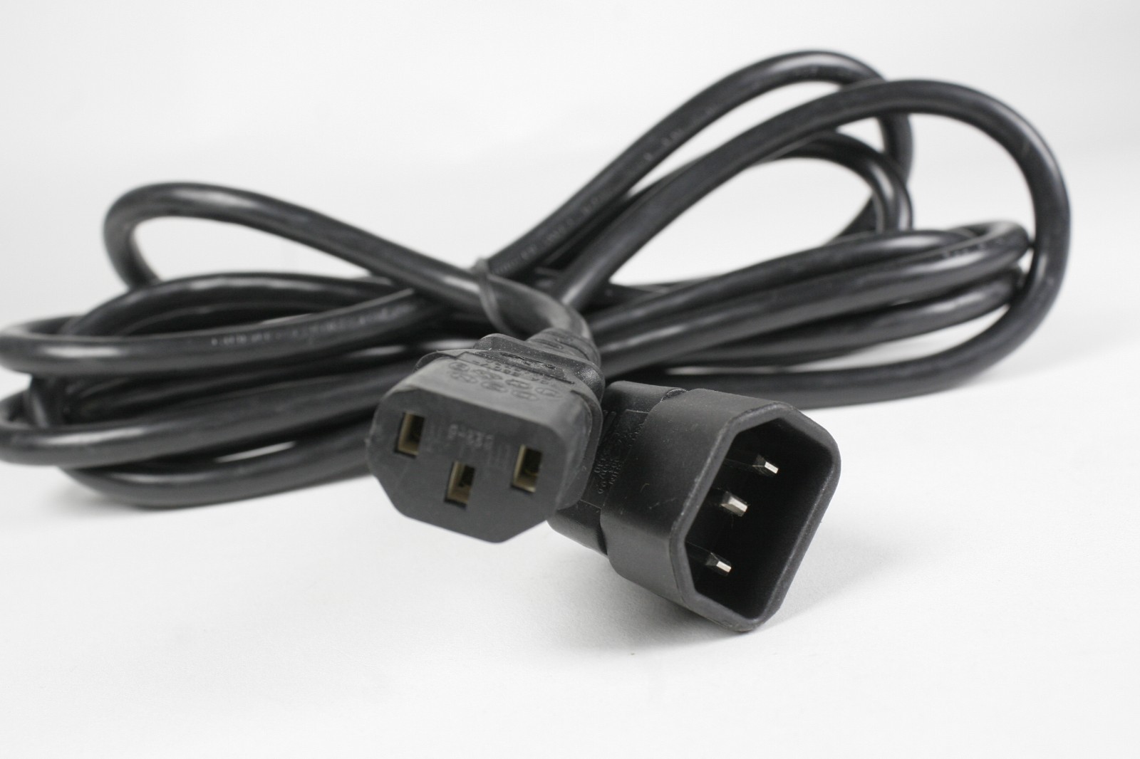 10′ ft 18/3 18AWG 3C power cable C13 straight to C14 straight black