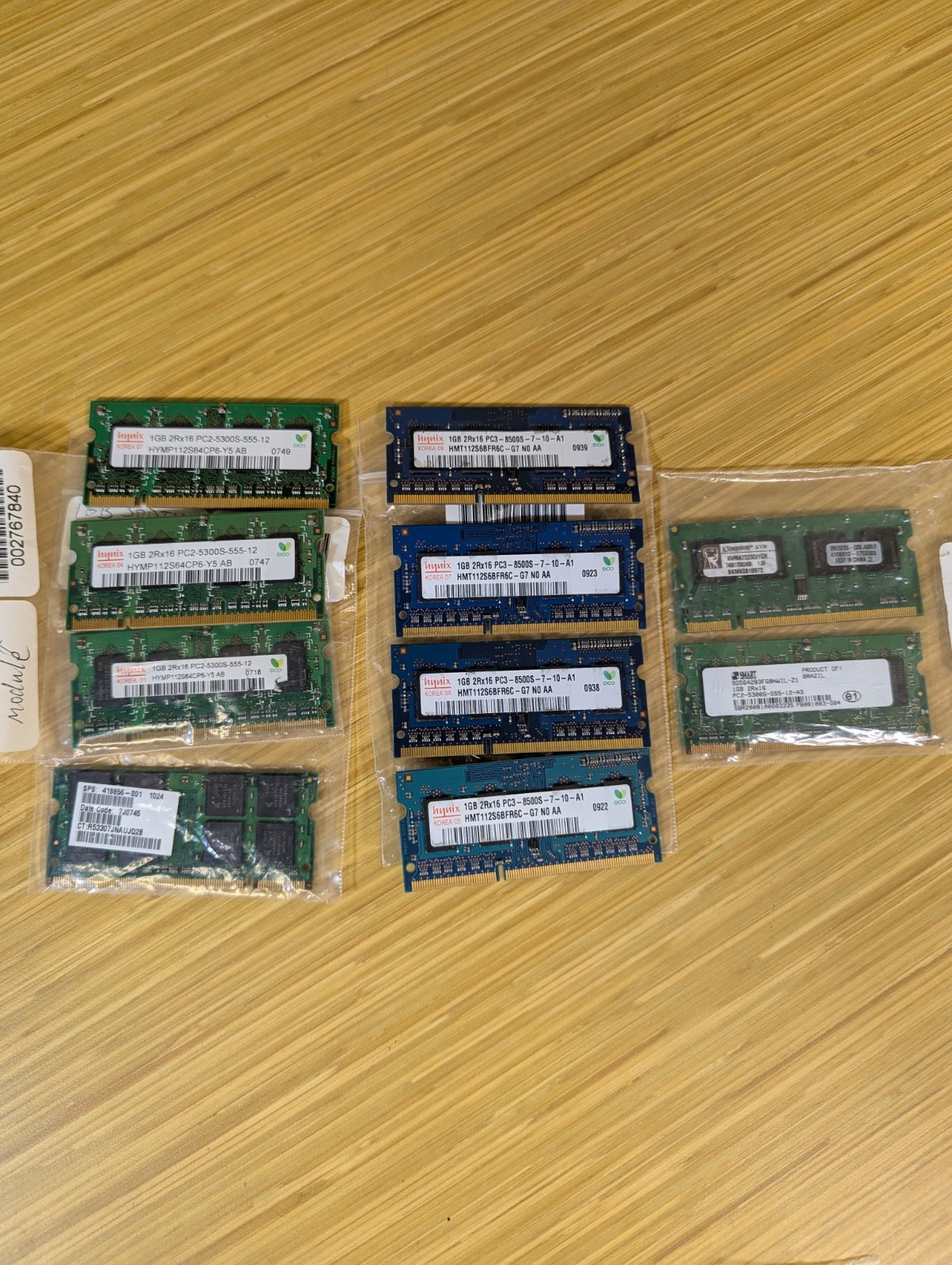 KSE Lot of 10 Misc 1GB Memory RAM Opened/ Used