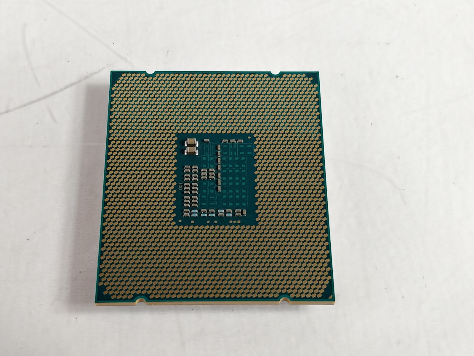 Intel SR203 Xeon E5-2667 v3 3.2 GHz LGA 2011-3 Server CPU