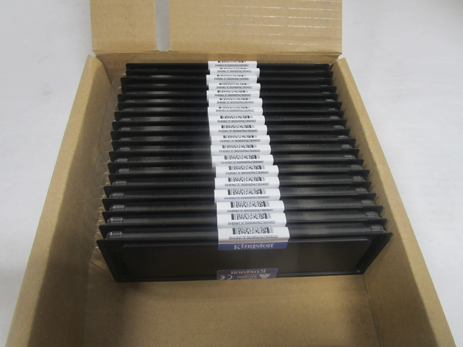 KINGSTON 2GB Desktop Memory Low Profile KTD-DM8400B/2G NEW OPEN BOX OF 18