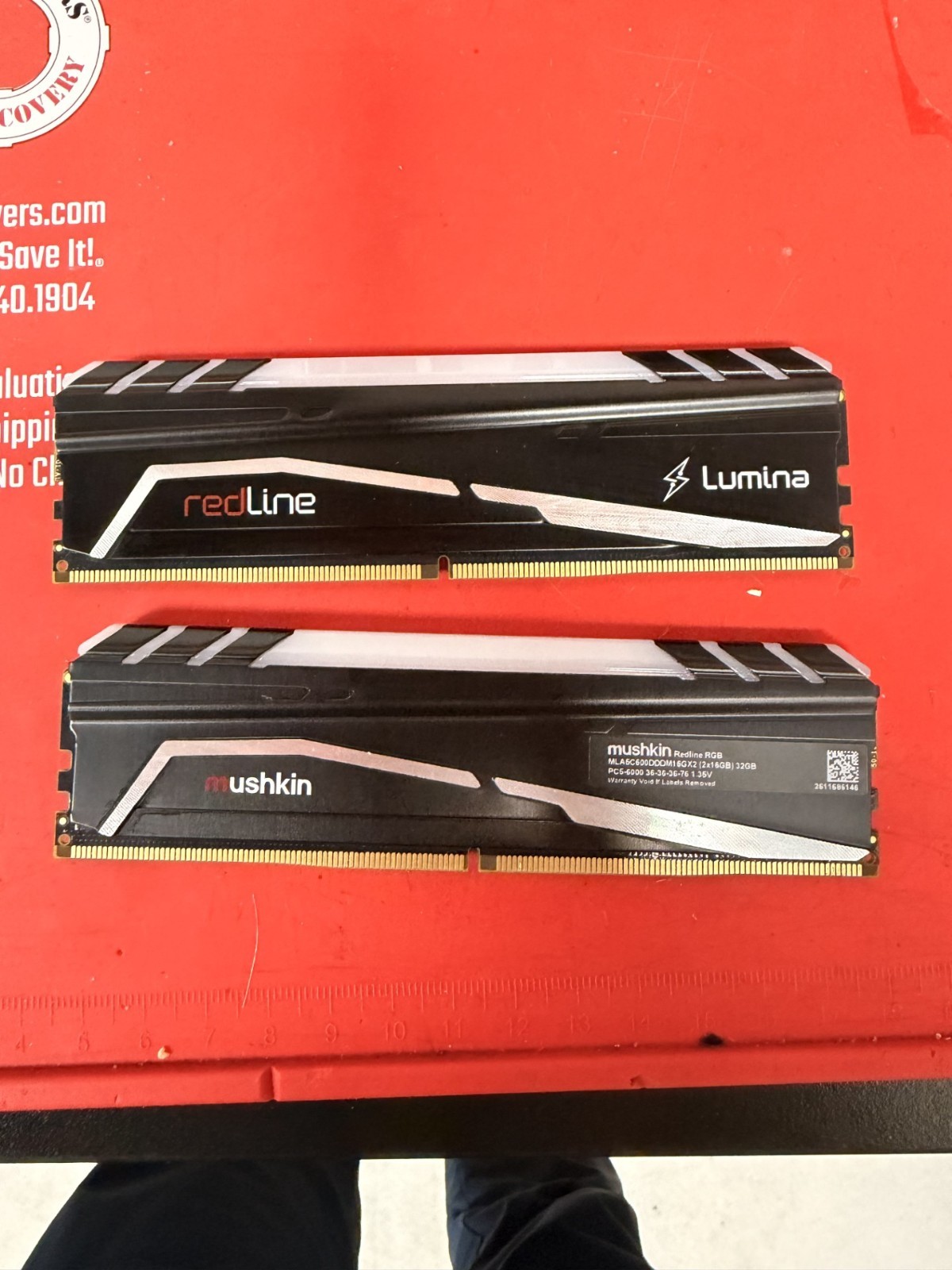 Lumina redline DDR4 Ram-x2 16gb/ 32gb total