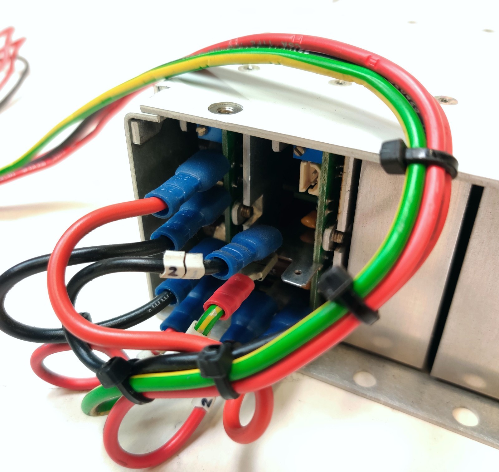 Lambda Alpha 400W Power Supply 100-230VAC 90-255VAC 24V@5A 28V@5A H40146 CA400