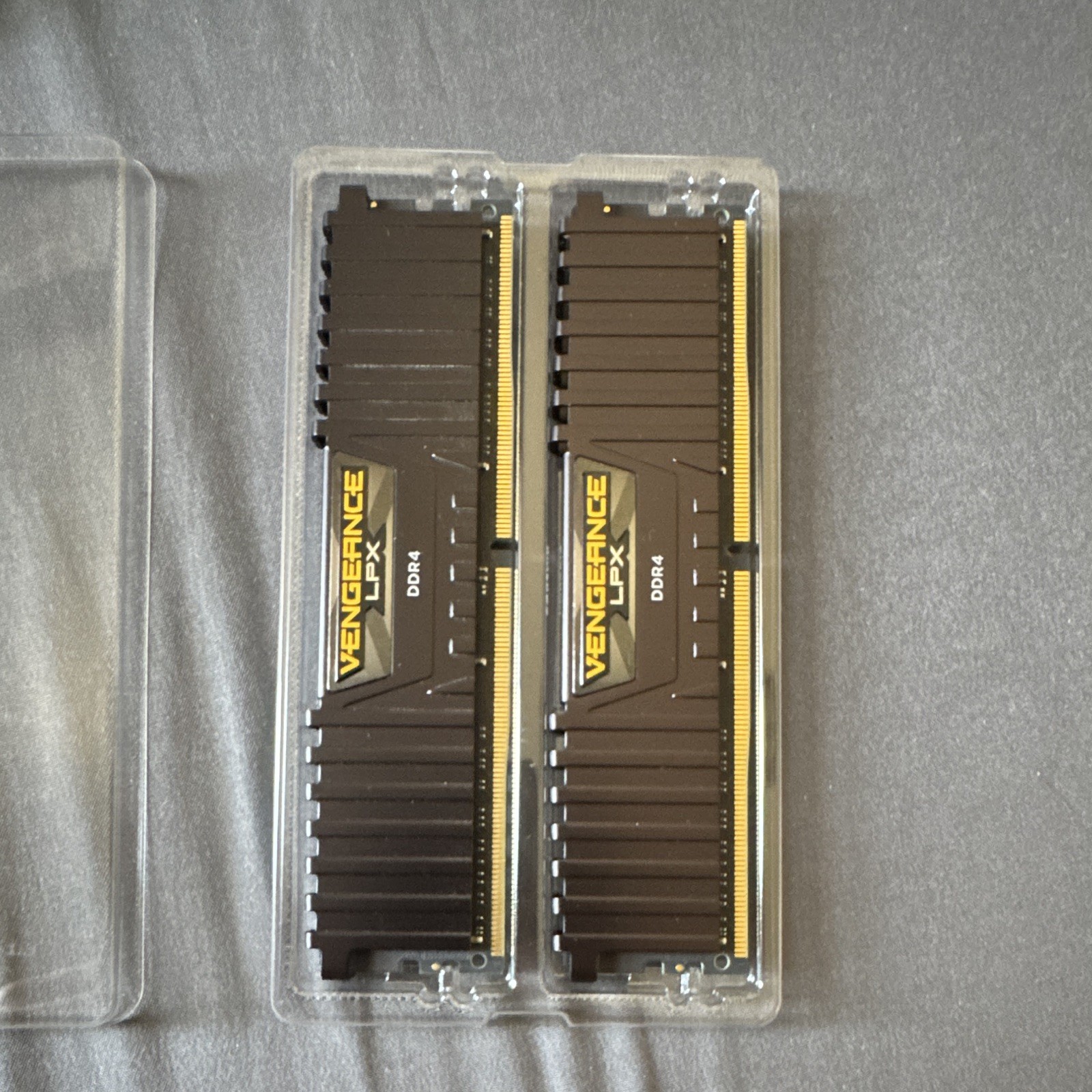 Corsair Vengeance LPX 32GB (2x16GB) DDR4 3600MHz DIMM CMK32GX4M2D3600C18