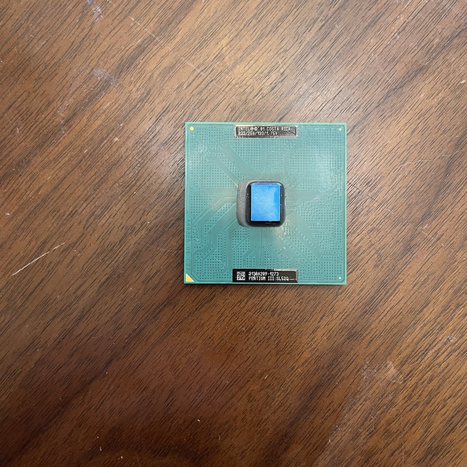 INTEL PENTIUM III PROCESSOR 933MHz CPU – SL52Q – 256/133/1.75V – Socket 370