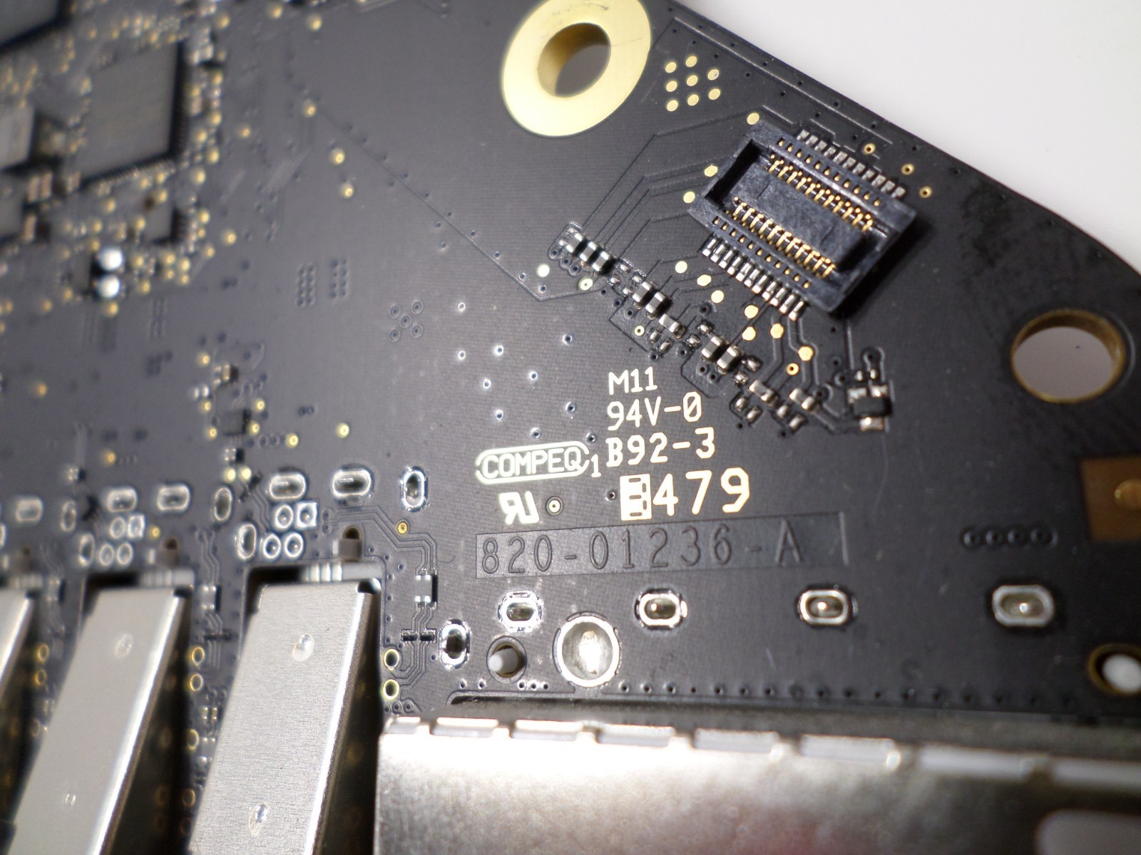 Apple iMac A2115 27″ 2019 MRQY2LL/A Logic Board i5-8500 3.0GHZ MODEL:820-01236-A