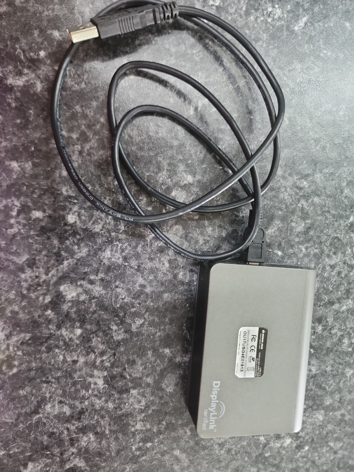 IOGEAR GUC2020DW6 DisplayLink External DVI Video Card USB 2.0