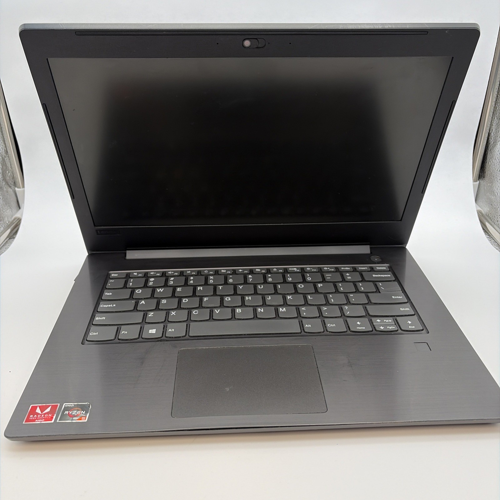 Lenovo v330-14ARR AMD Ryzen 5 2500u Radeon Vega Mobile. No Hard Disk L108