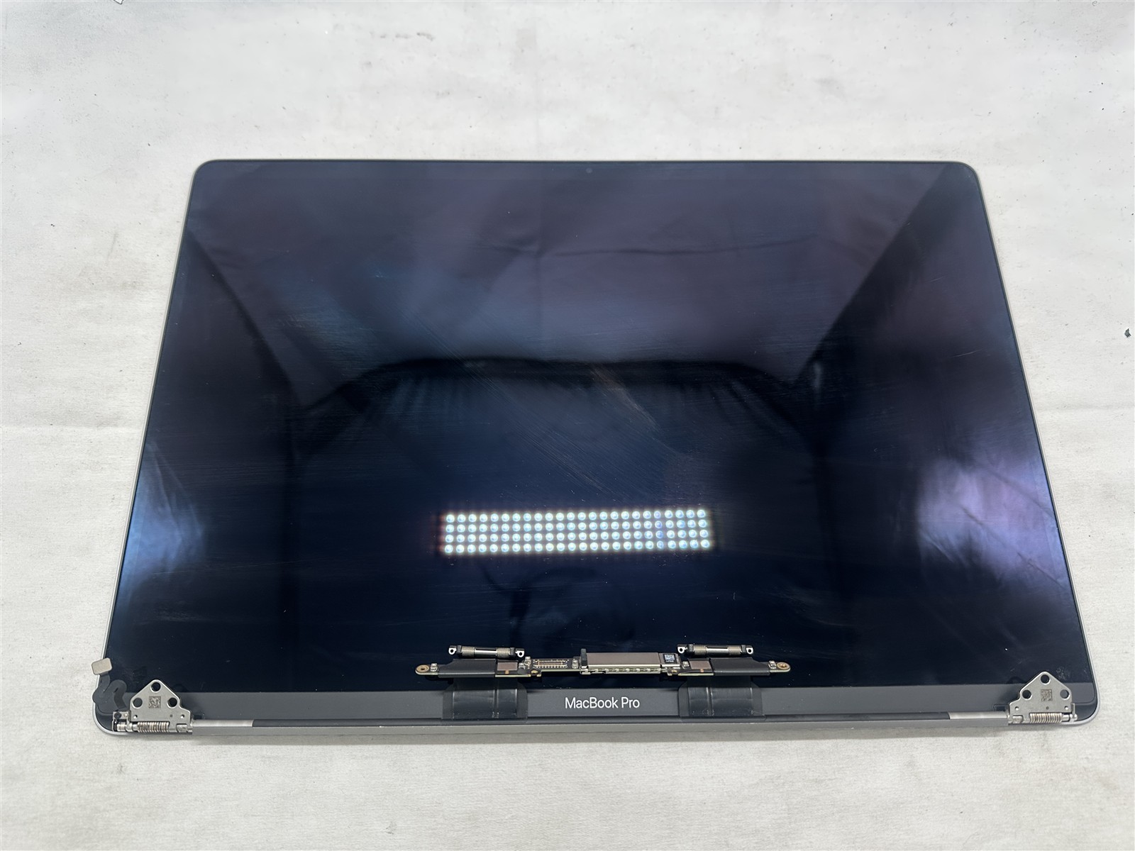 OEM Apple MacBook Pro A2141 16″ Space Gray LCD Screen Assembly Grade B