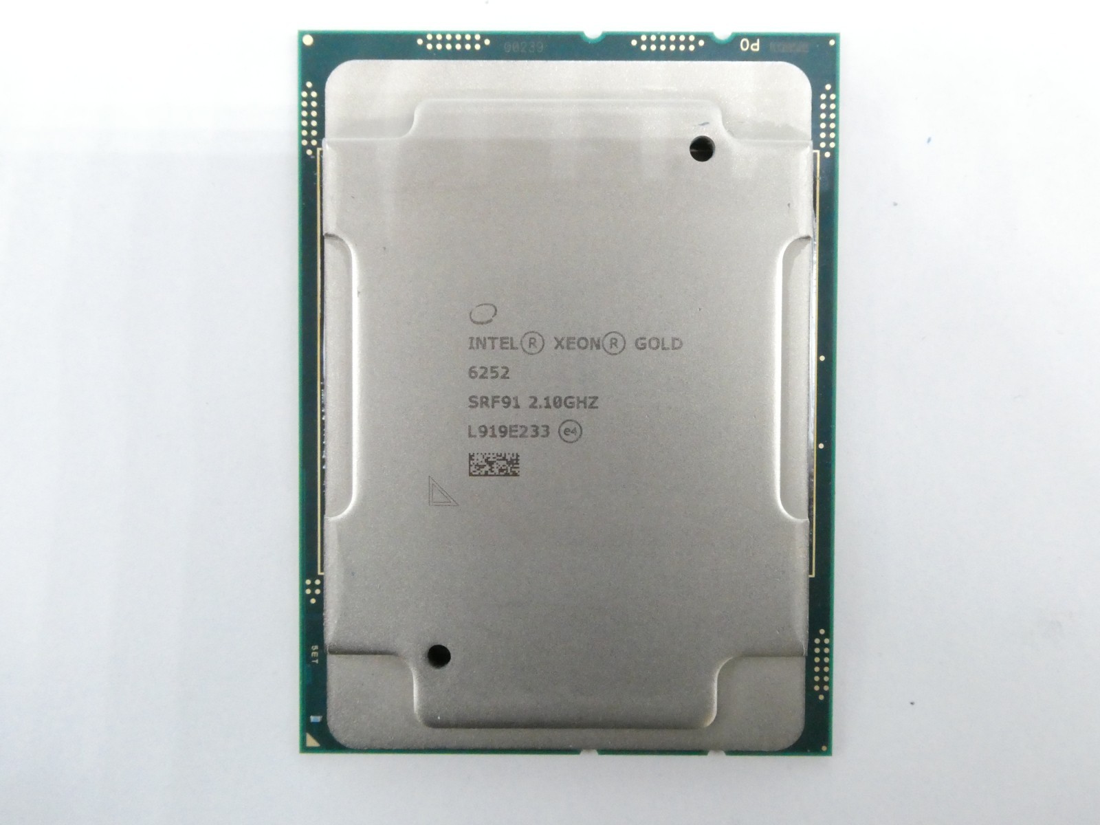 Intel Xeon Gold 6252 2.1GHz Processor 24-Core Socket LGA3647 SRF91
