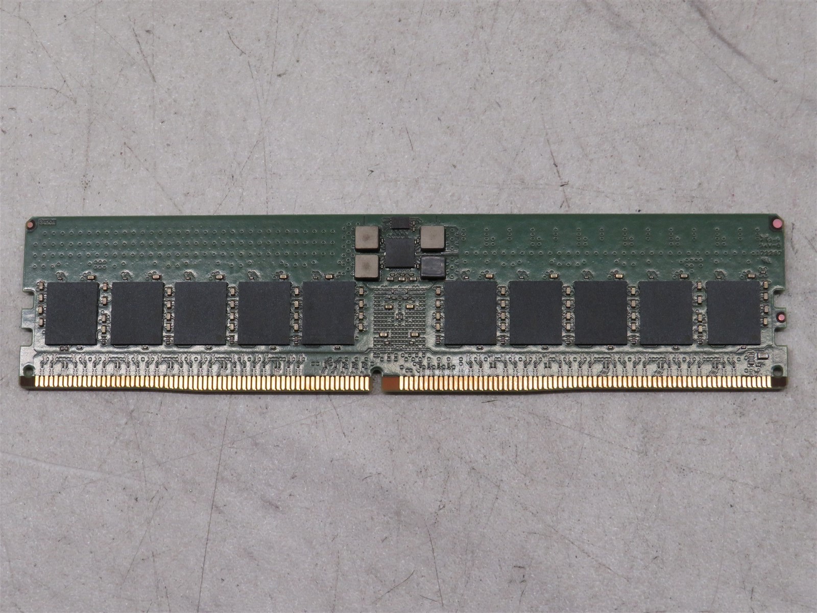 Micron 32GB DDR5 RAM 1RX4 PC5-4800B-RC0-1010-XT ECC REG Memory Server 4800MHz