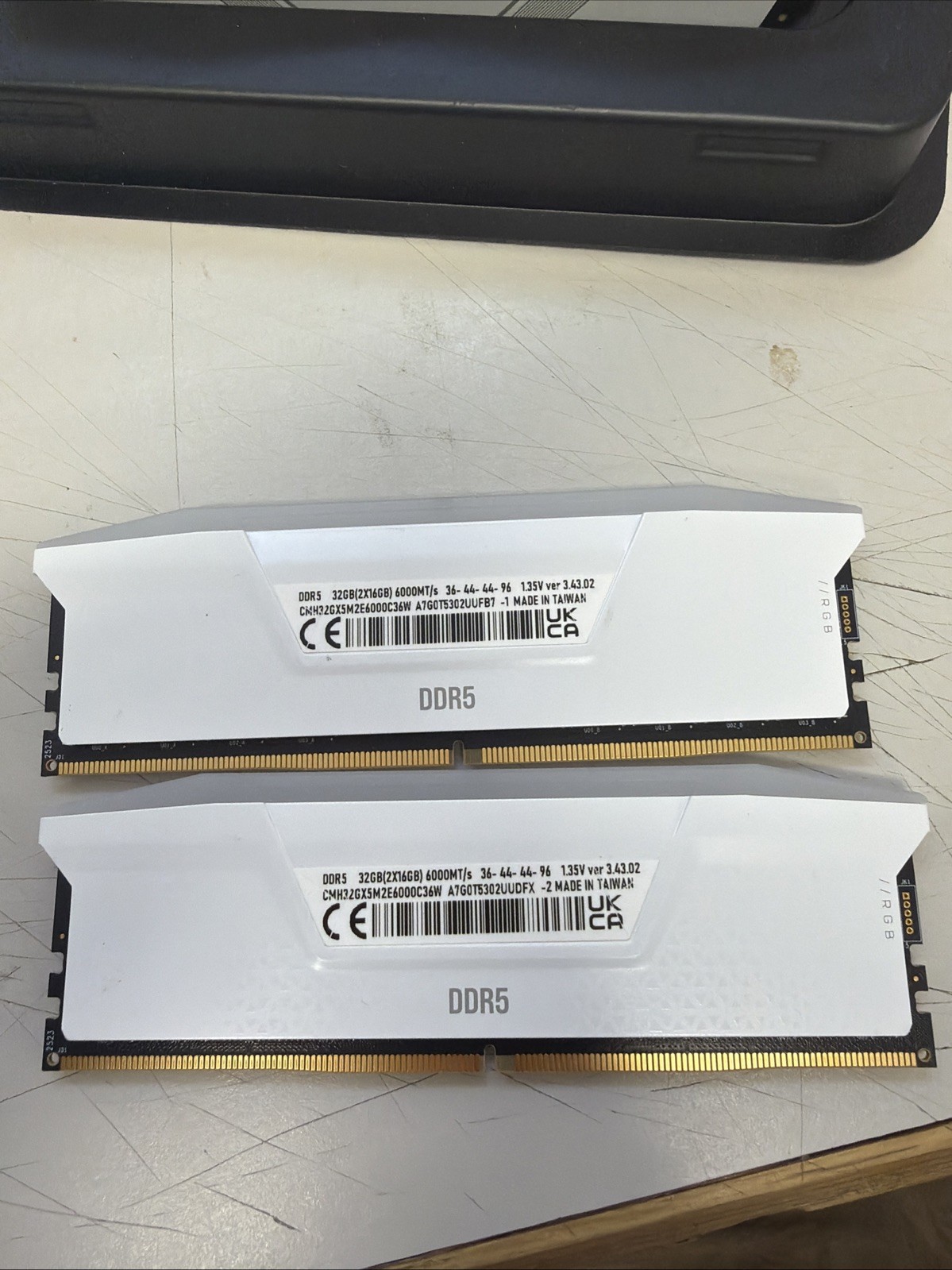 CORSAIR Vengeance RGB 32GB PC5-48000 (DDR5-6000) RAM Memory (CMH32GX5M2E6000C36)