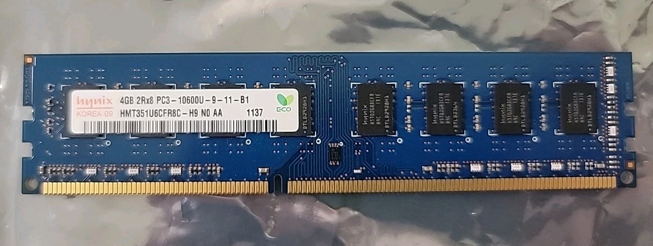 Hynix PC3-10600 (DDR3-1333) 4 GB DIMM 1333 MHz PC3-10600 DDR3 SDRAM Memory