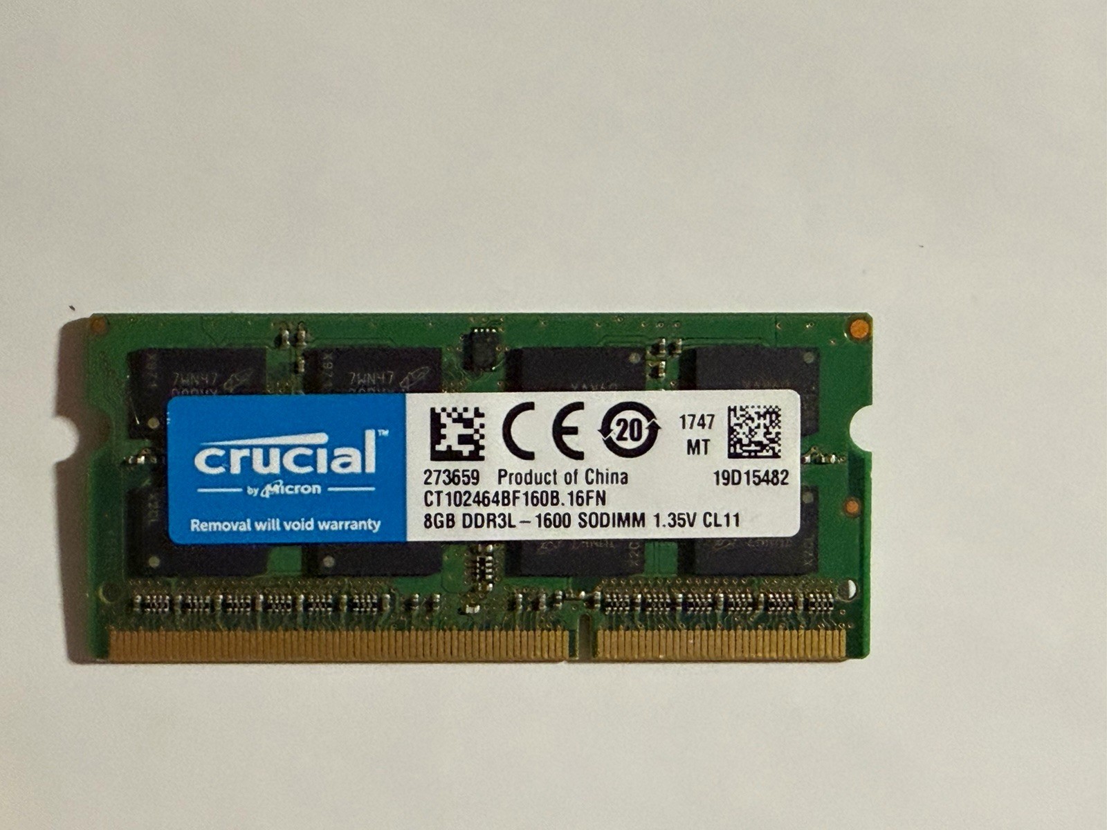 Crucial 8GB 2Rx8 DDR3L 1600Mhz Laptop RAM CT102464BF160B 1.35v CL11