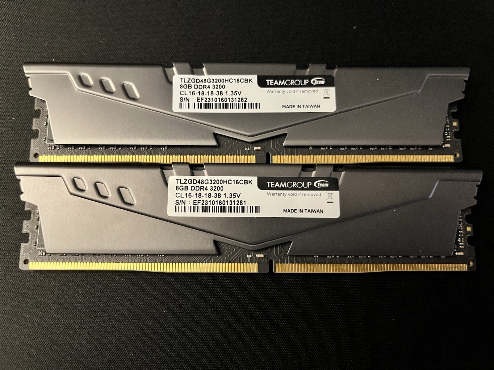TEAMGROUP T-Force Vulcan Z 16GB (2x8GB) DDR4-3200 CL16 288-Pin DIMM