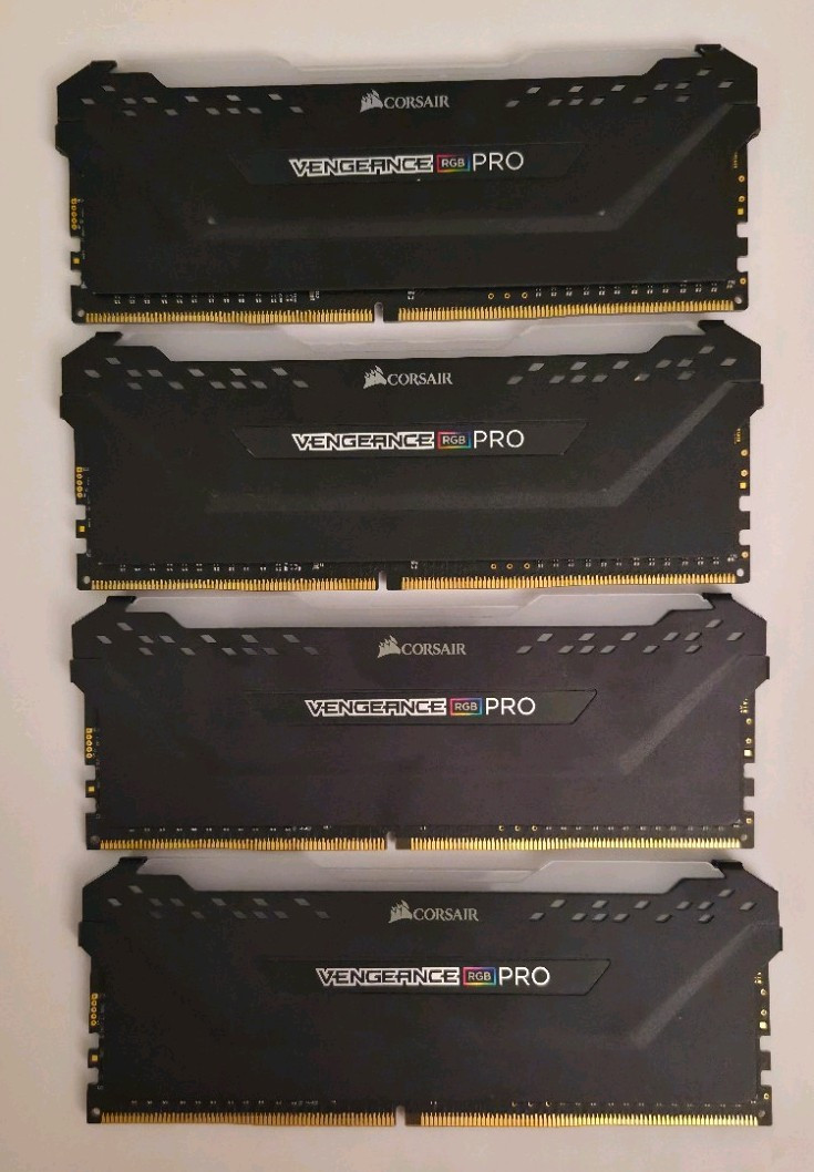 Corsair Vengeance RGB Pro 32GB (4x8GB) DDR4 4000MHz C18 RAM CMW16GX4M2Z4000C18
