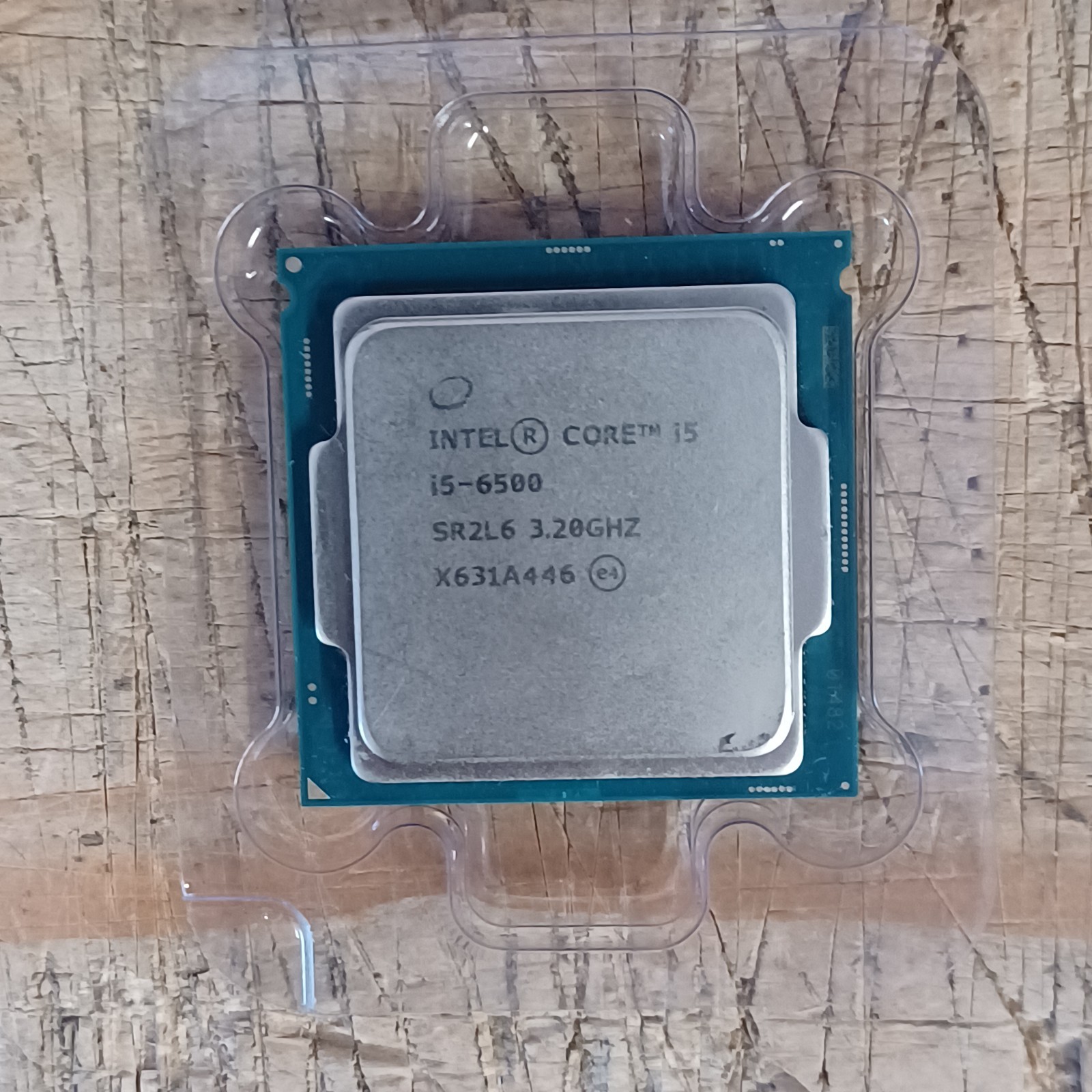 Intel Core i5-6500 Processor (3.2GHz, 4 Core, LGA1151 Socket) – SR2L6