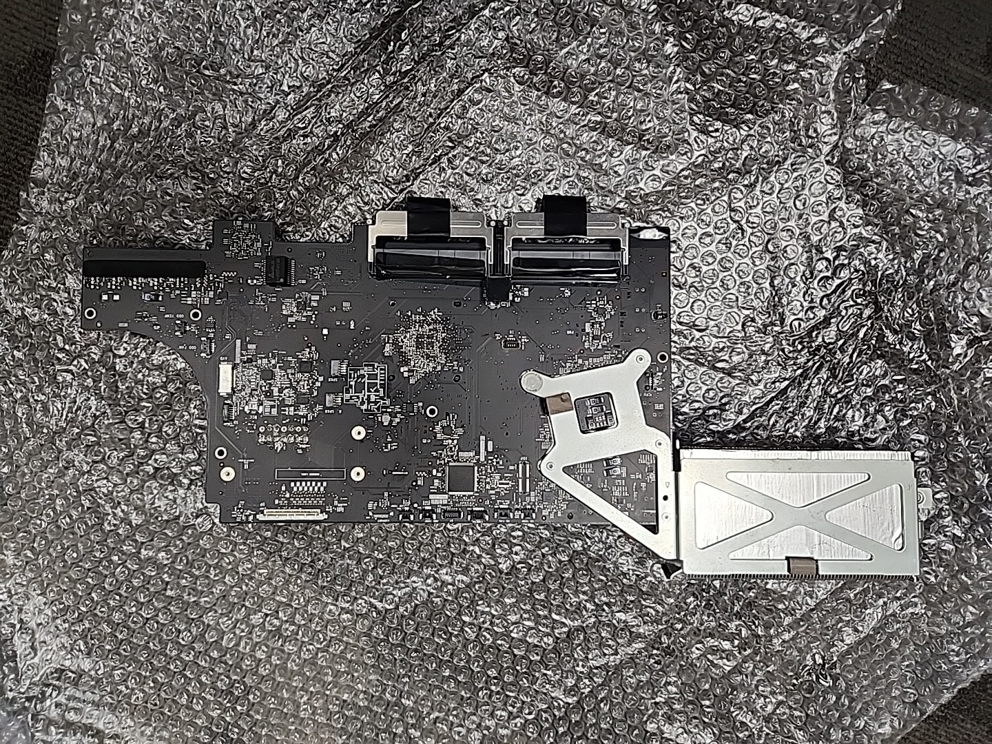 Apple iMac 27″ A1312 3.06ghz CPU & LogicBoard 820-2507-A 820-2733-A 820-2901-A