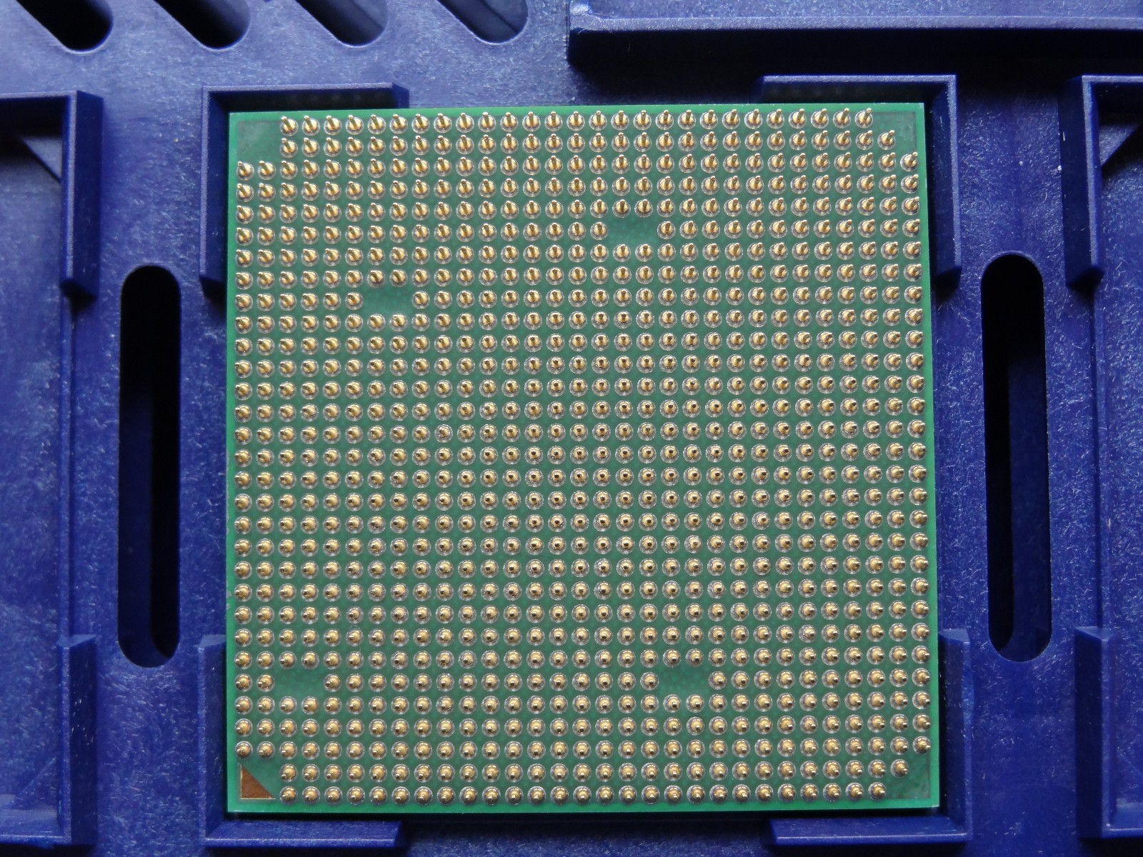AMD Athlon 64 4000+ 2.4GHz Socket 939 (ADA4000DAA5BN) Processor #TQ1521
