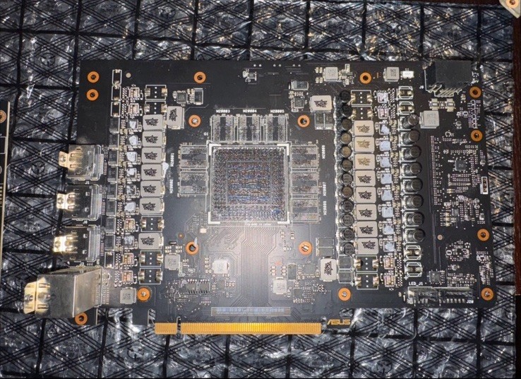 (FOR PARTS) Asus Tuf RTX 4080 / 4080 Super Gaming GPU (No Core & VRAM) No Box