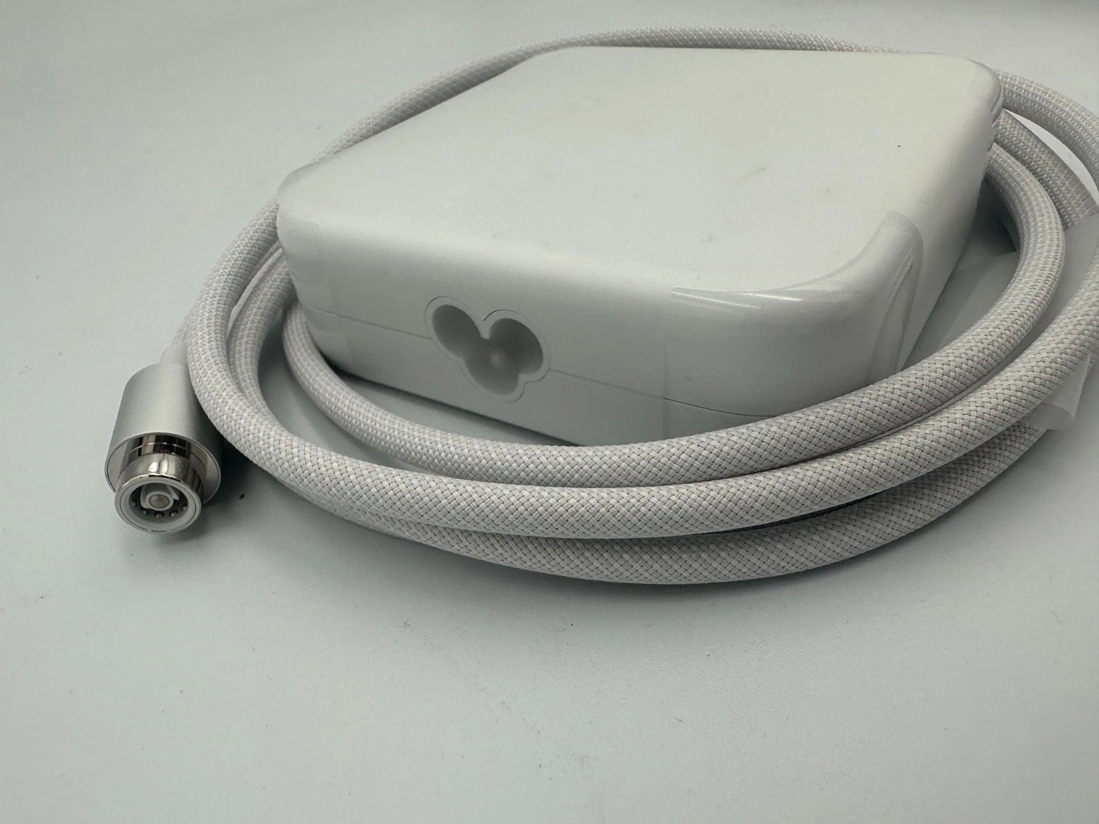 OEM Genuine Apple iMac 24″ M1 143W Power Adapter Silver White A2290 No Ethernet