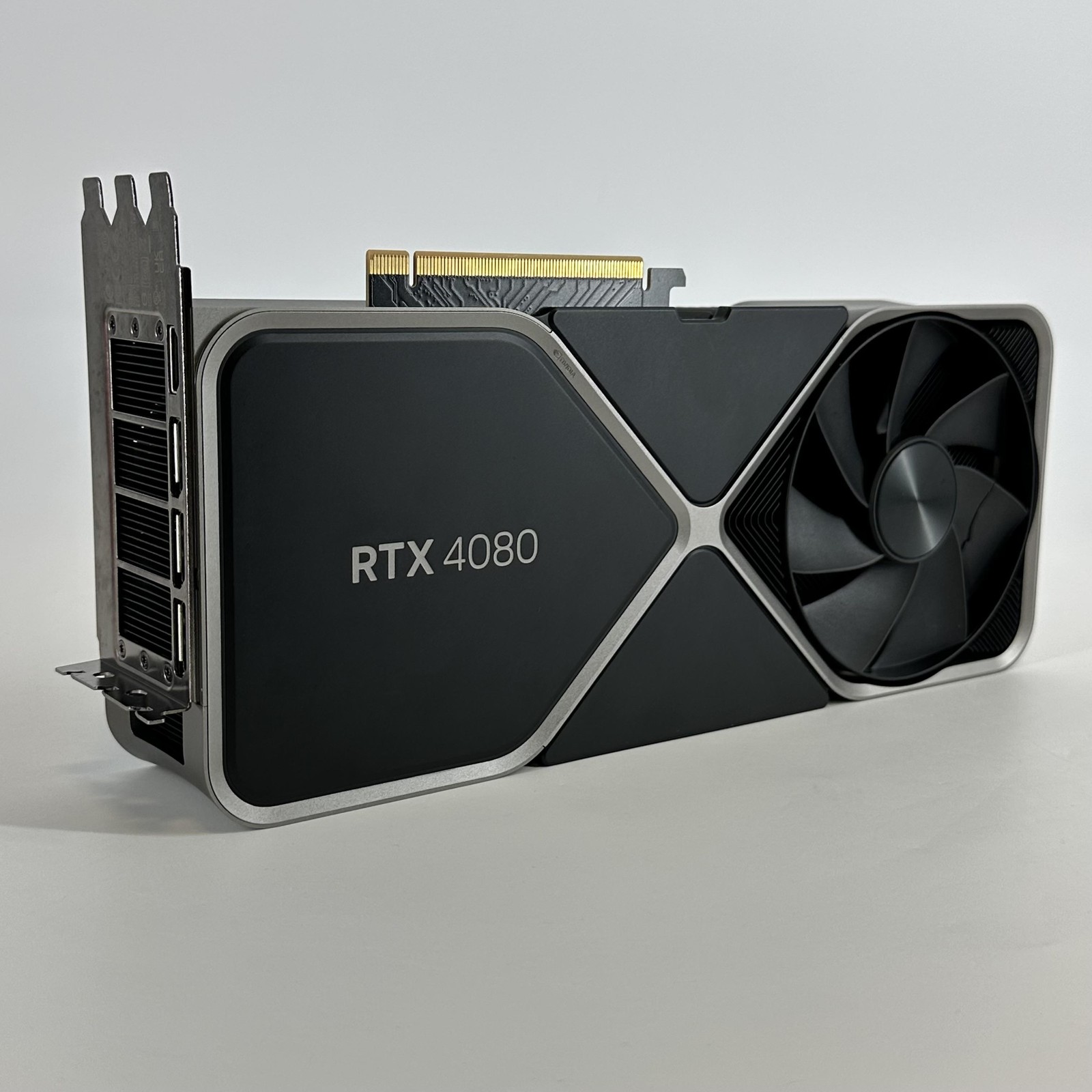 NVIDIA Founders Edition GeForce RTX 4080 16GB – Graphics Card – Very Good